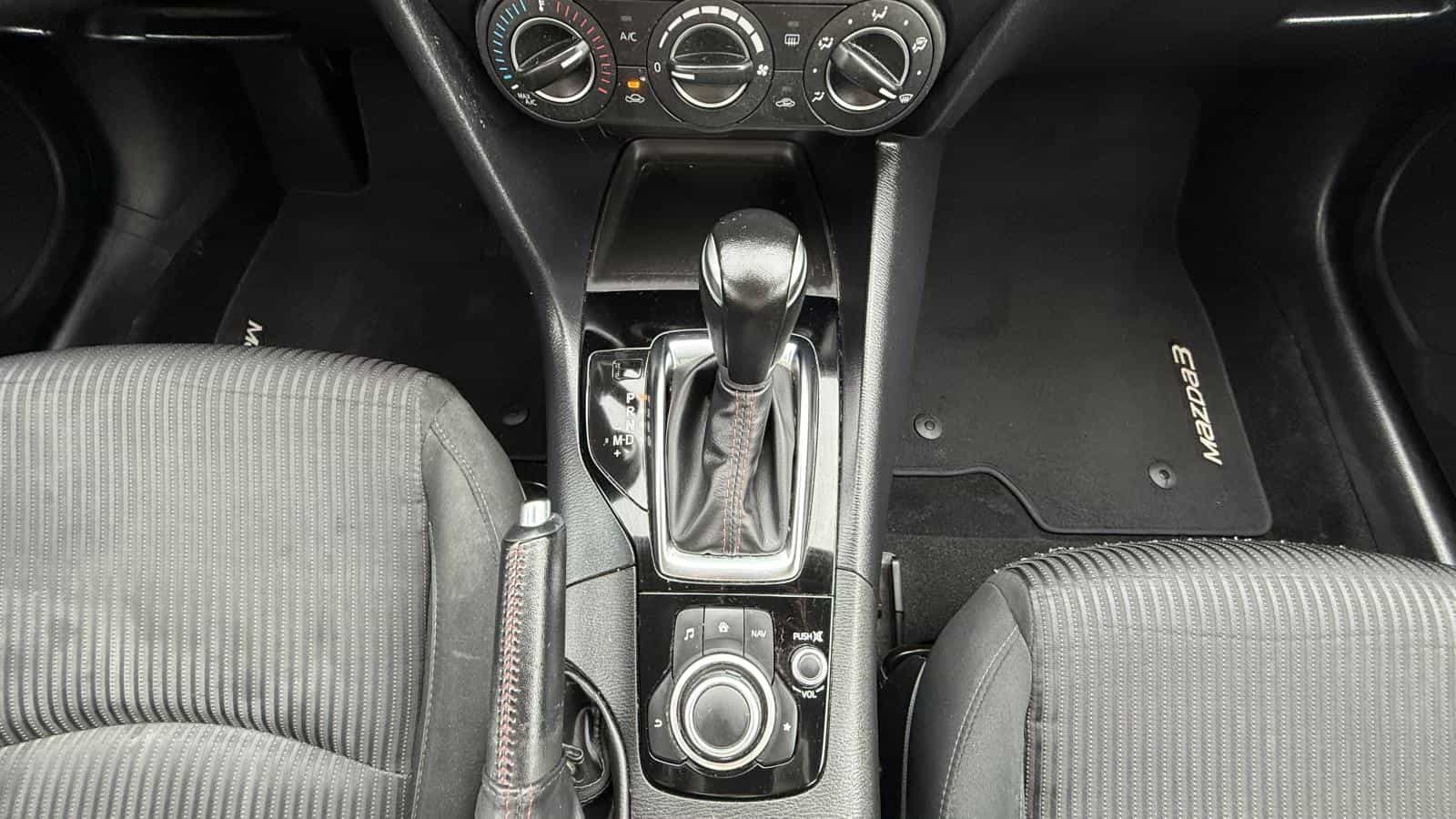 2016 Mazda Mazda3 Sport GS - Image 18