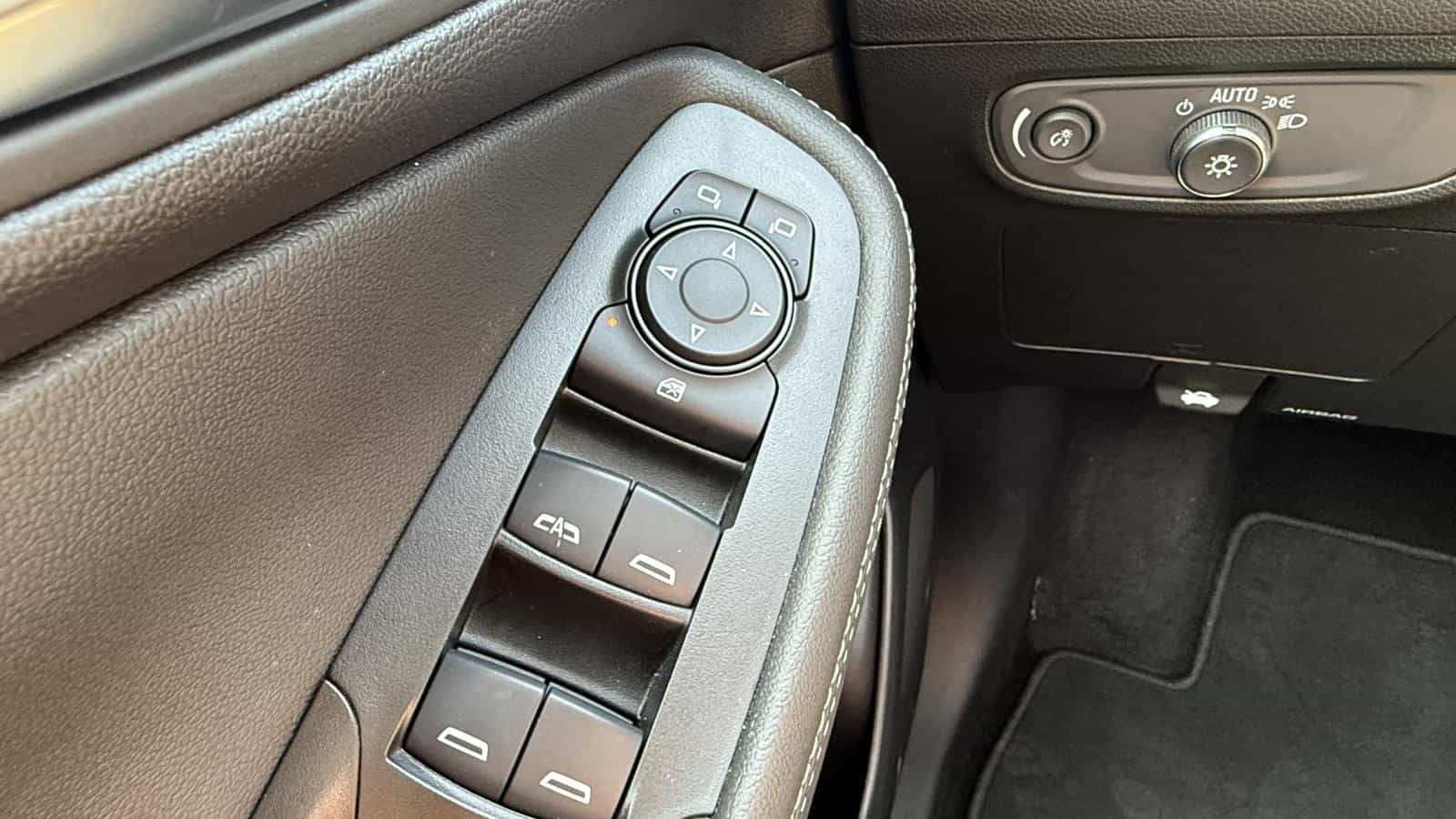 2024 Buick Encore GX ST - Image 10