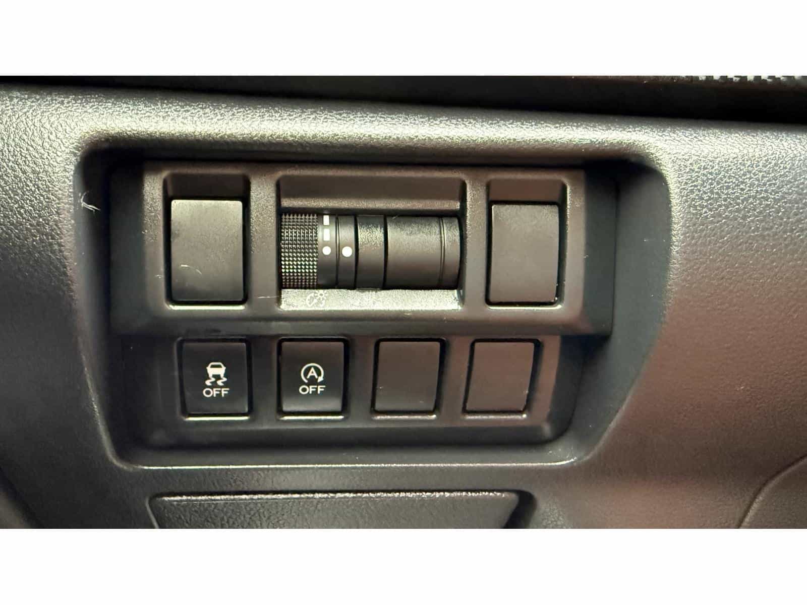 2023 Subaru Crosstrek Touring w/Eye - Image 11