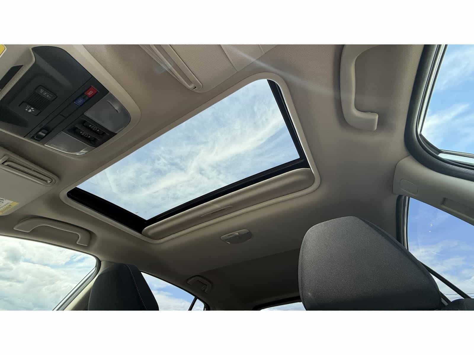 2021 Subaru Crosstrek Sport w/Eye - Image 21