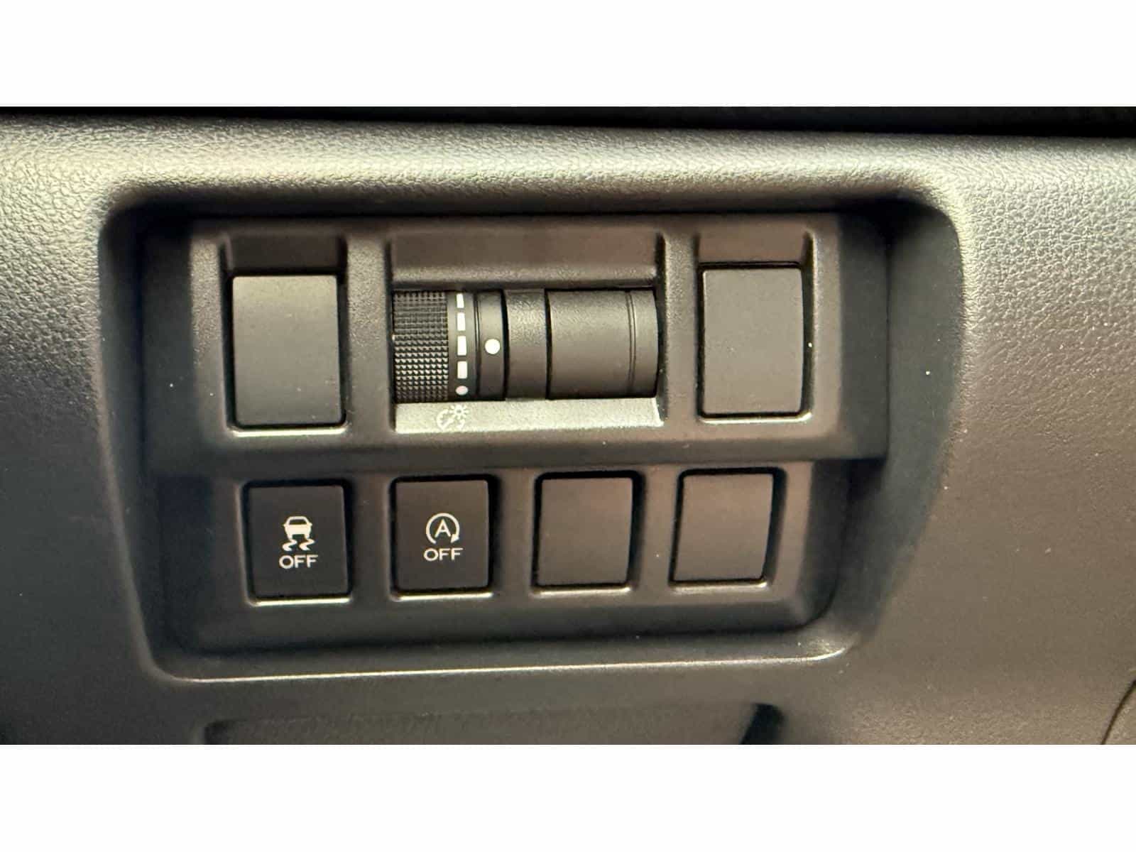 2021 Subaru Crosstrek Touring w/Eye - Image 11