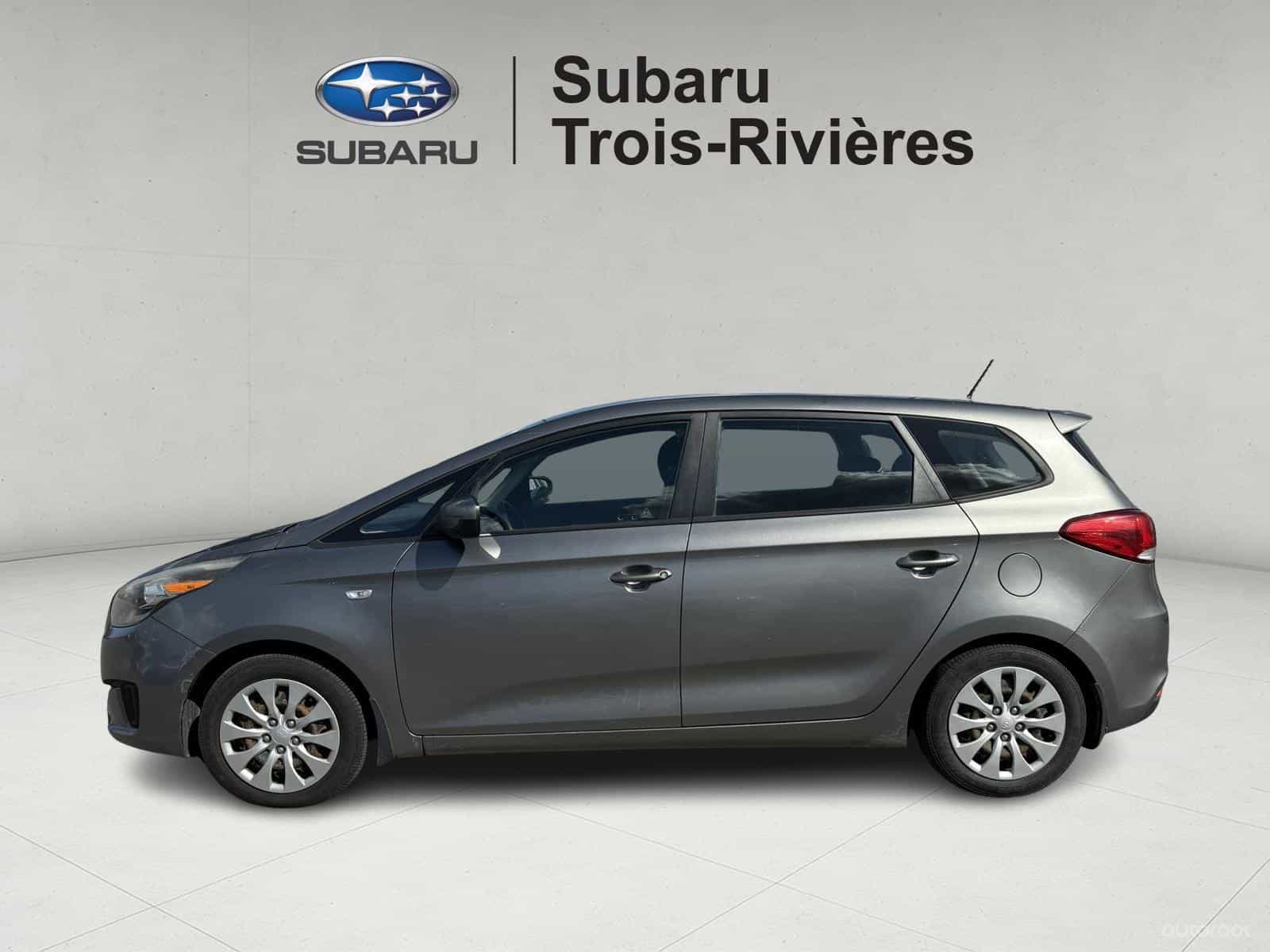 2015 Kia Rondo LX - Image 3