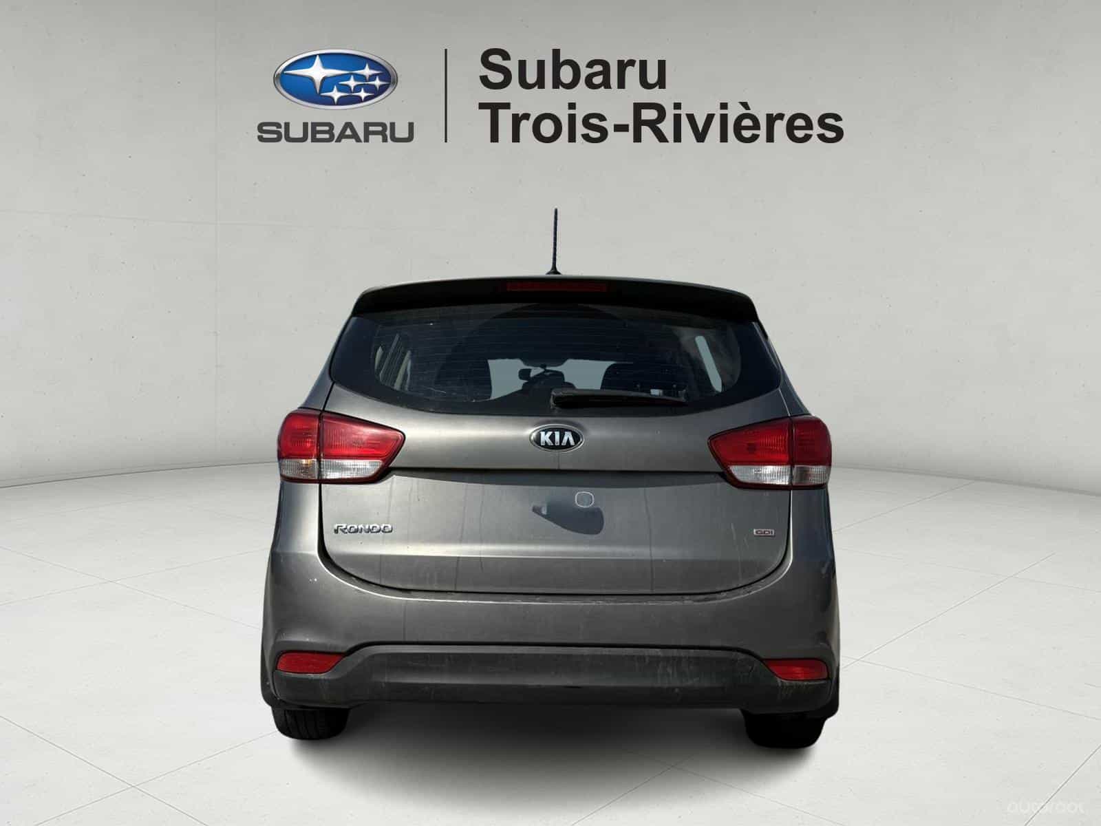 2015 Kia Rondo LX - Image 5