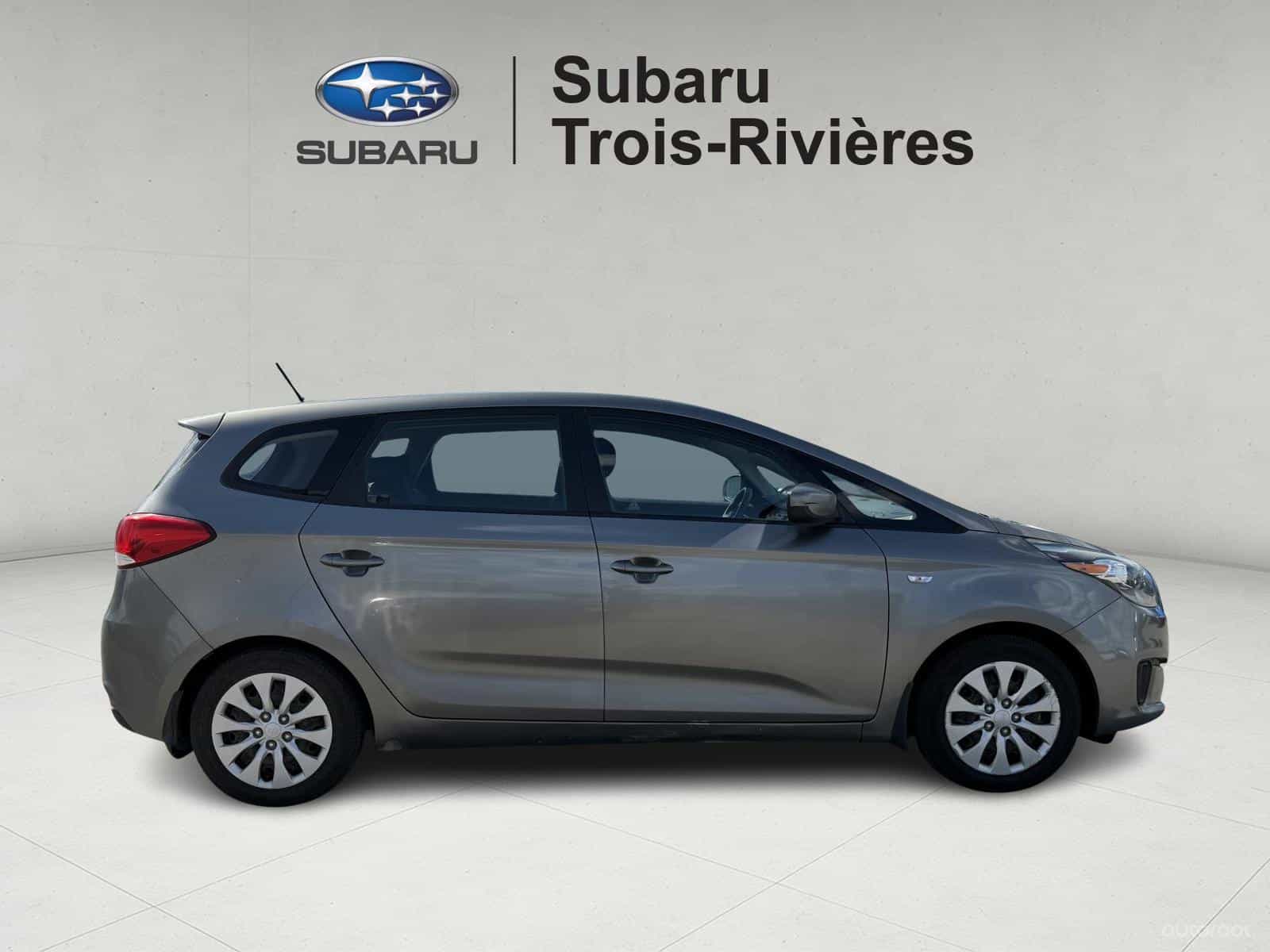 2015 Kia Rondo LX - Image 7