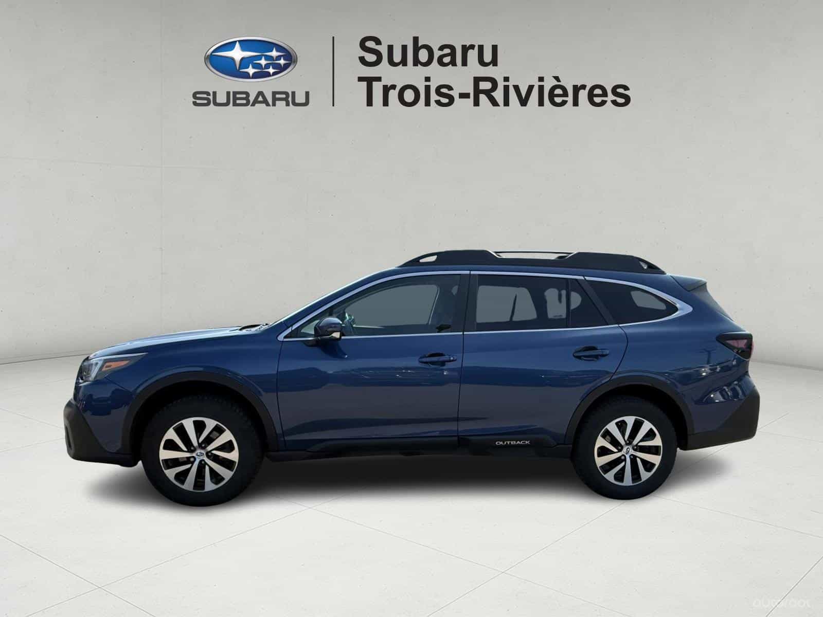 2022 Subaru Outback Touring - Image 3