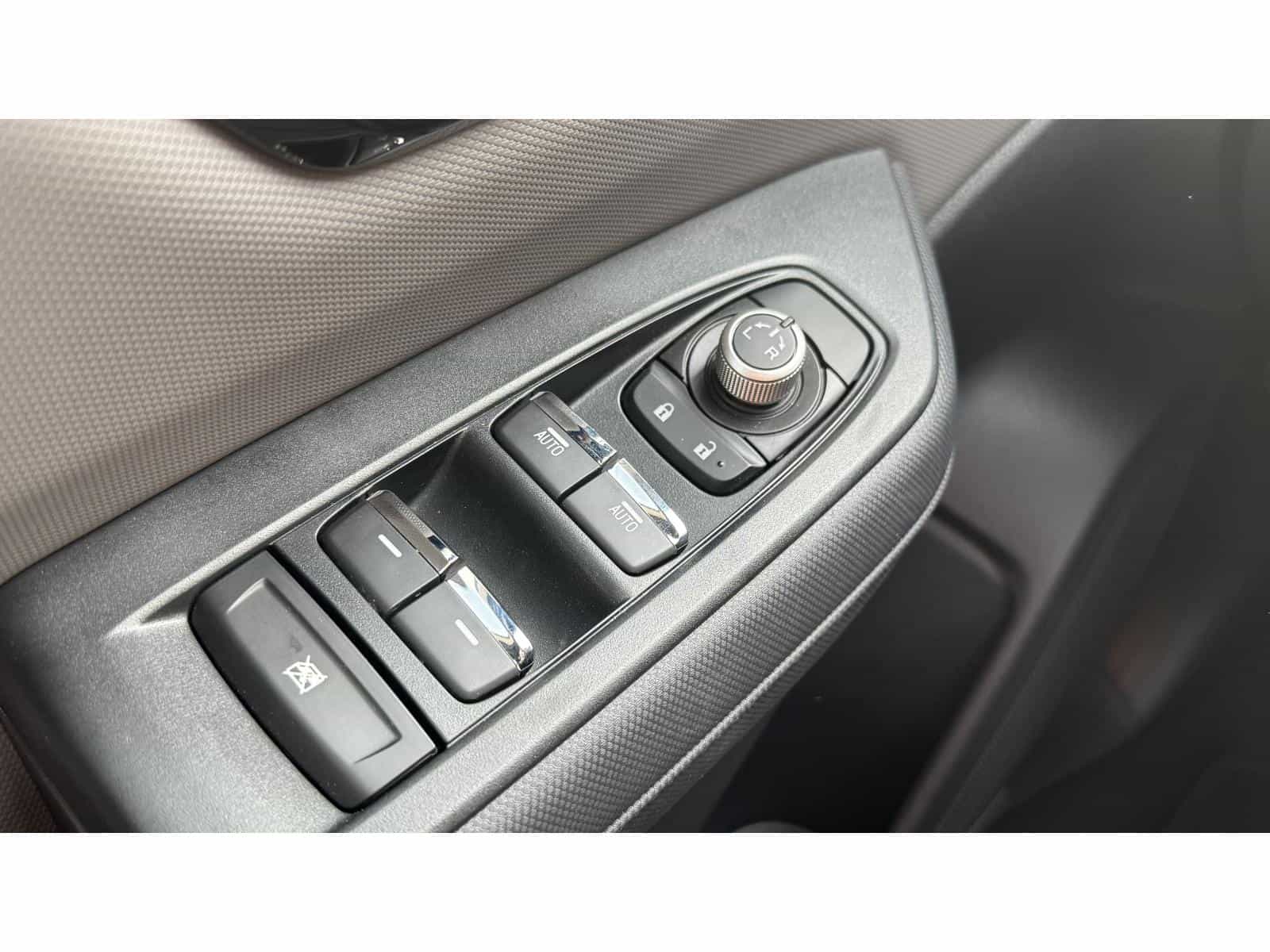 2025 Subaru Forester Sport - Image 10