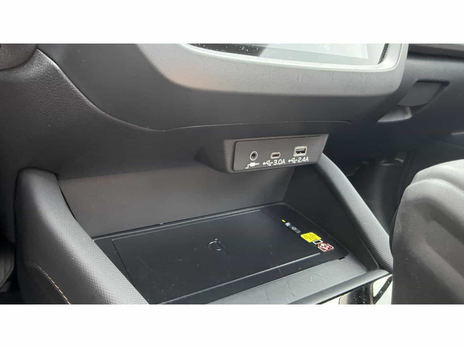 2025 Subaru Forester Sport - Image 18