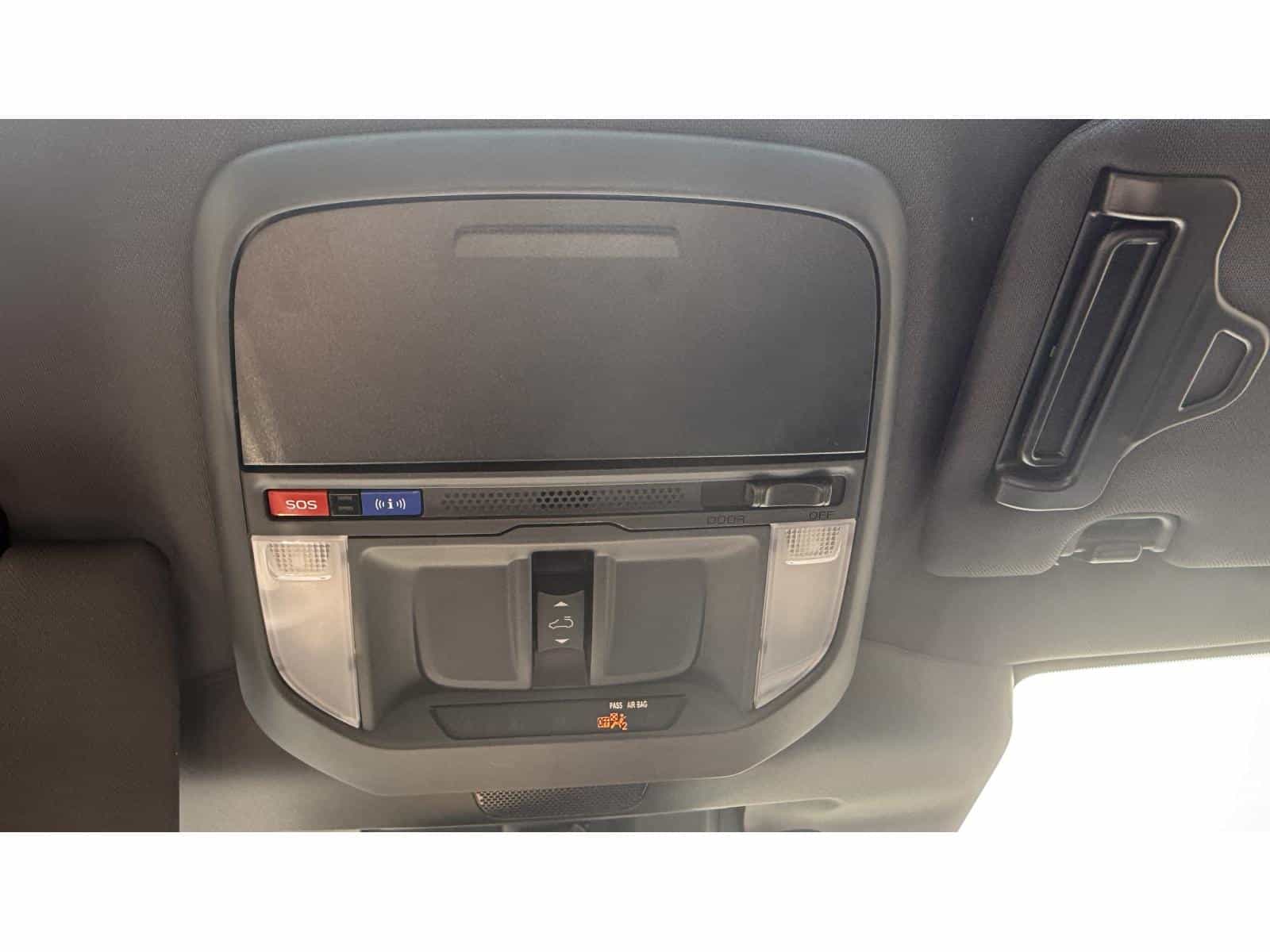 2025 Subaru Forester Sport - Image 19