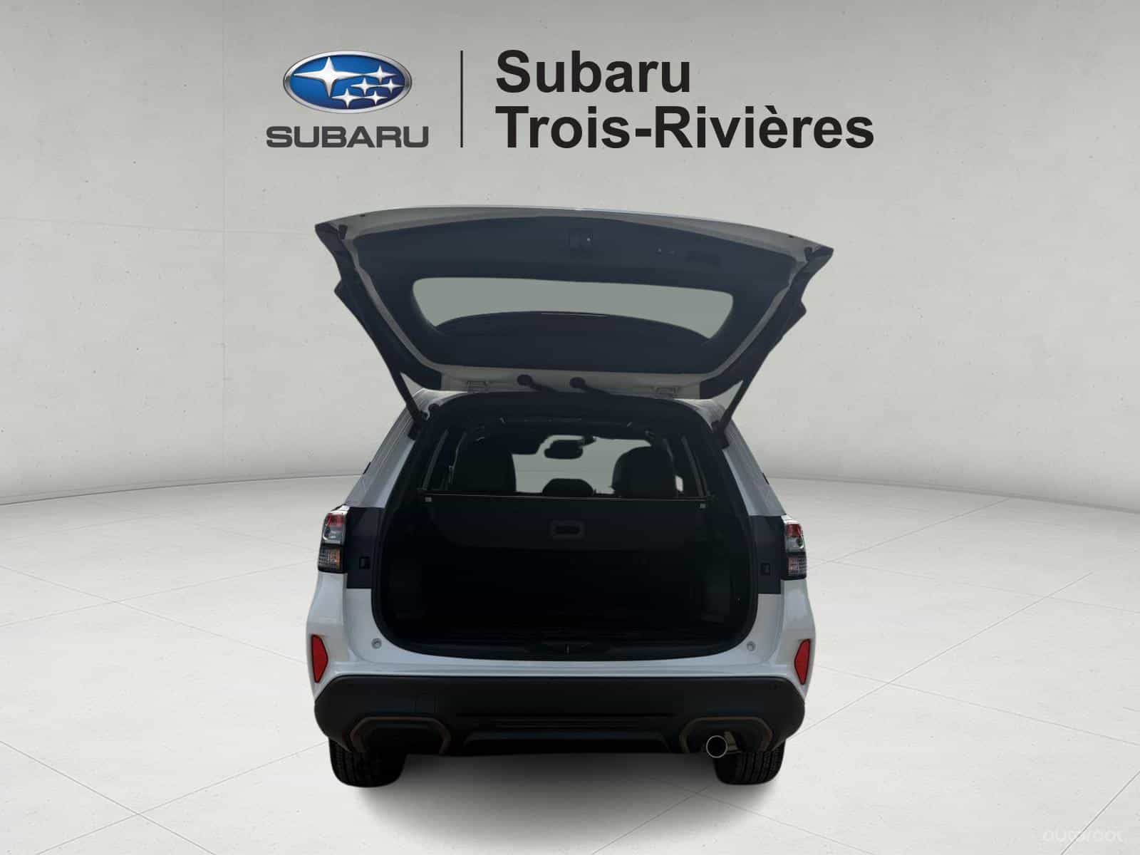 2025 Subaru Forester Sport - Image 23