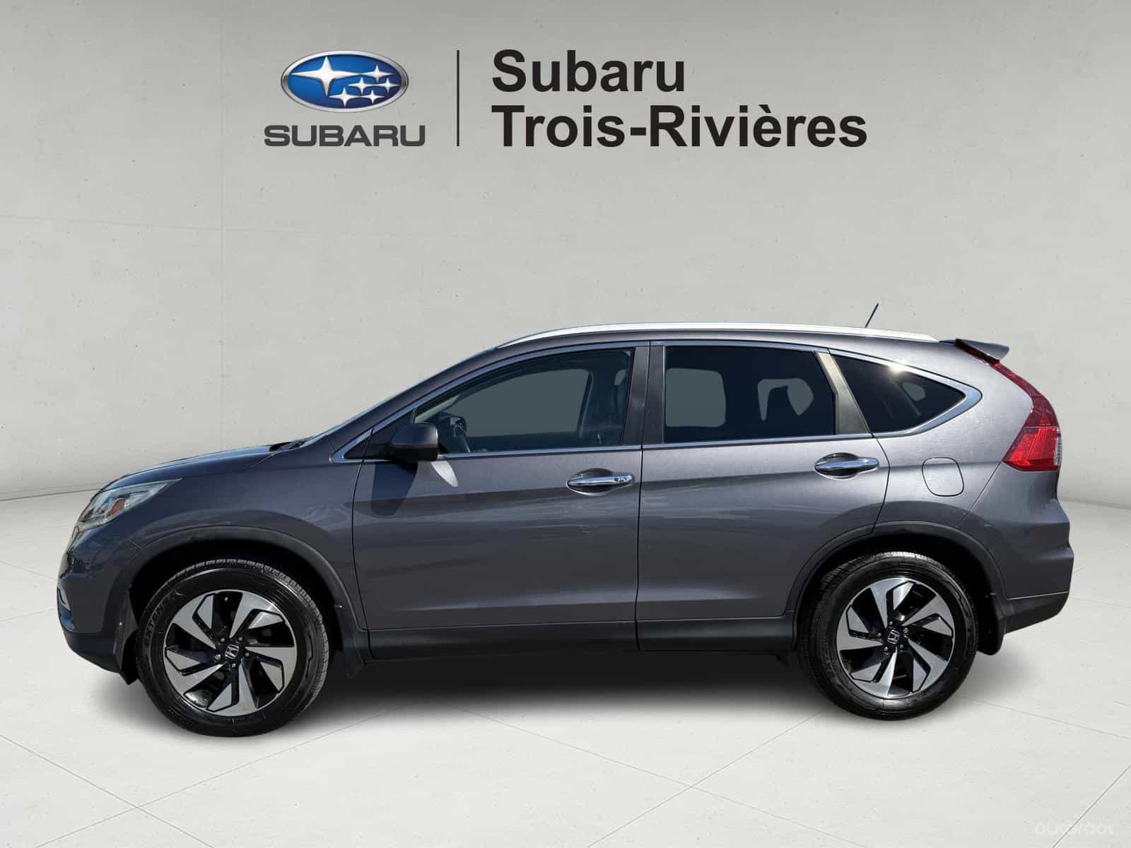 2016 Honda CR-V Touring - Image 3