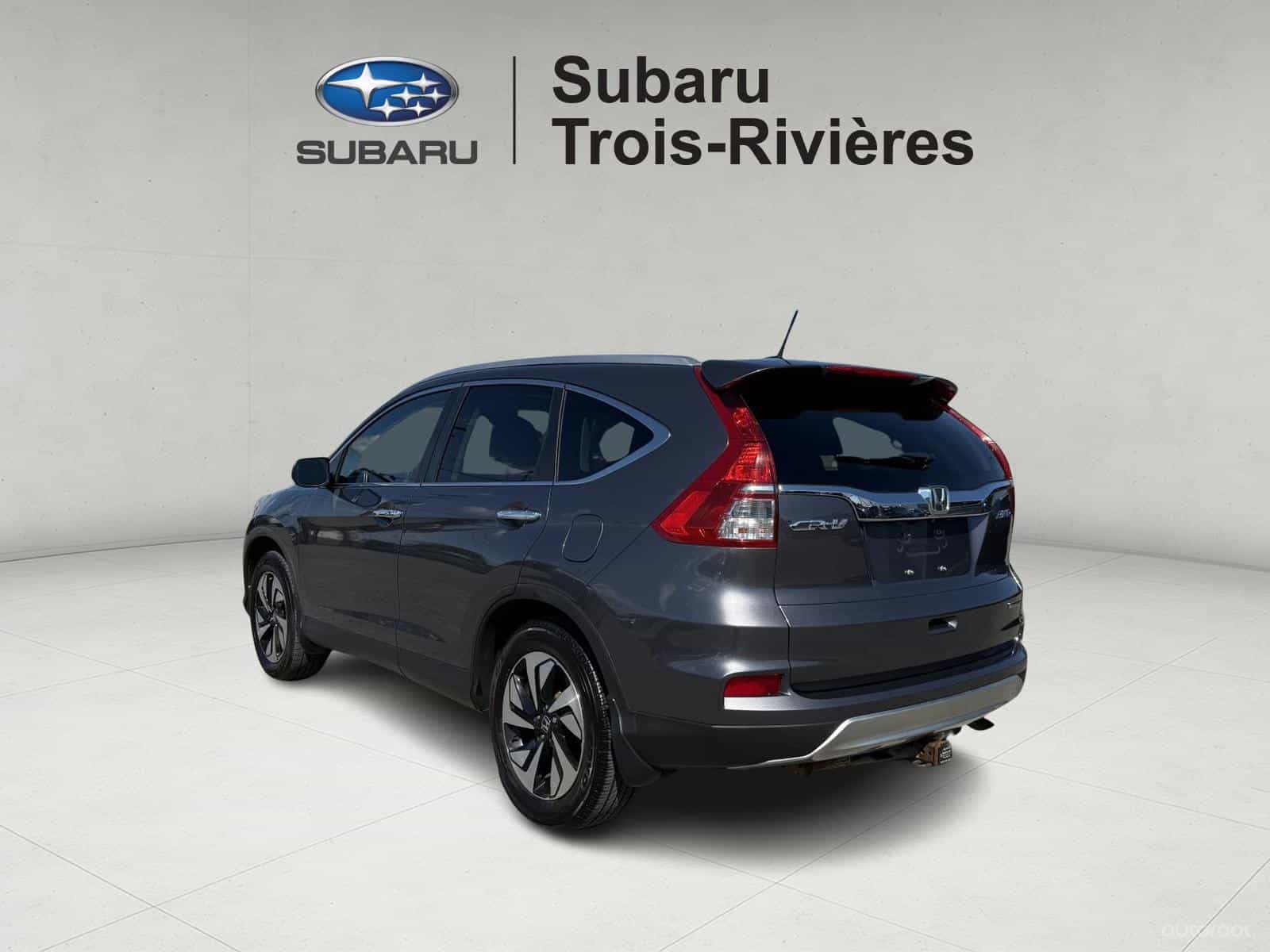 2016 Honda CR-V Touring - Image 4