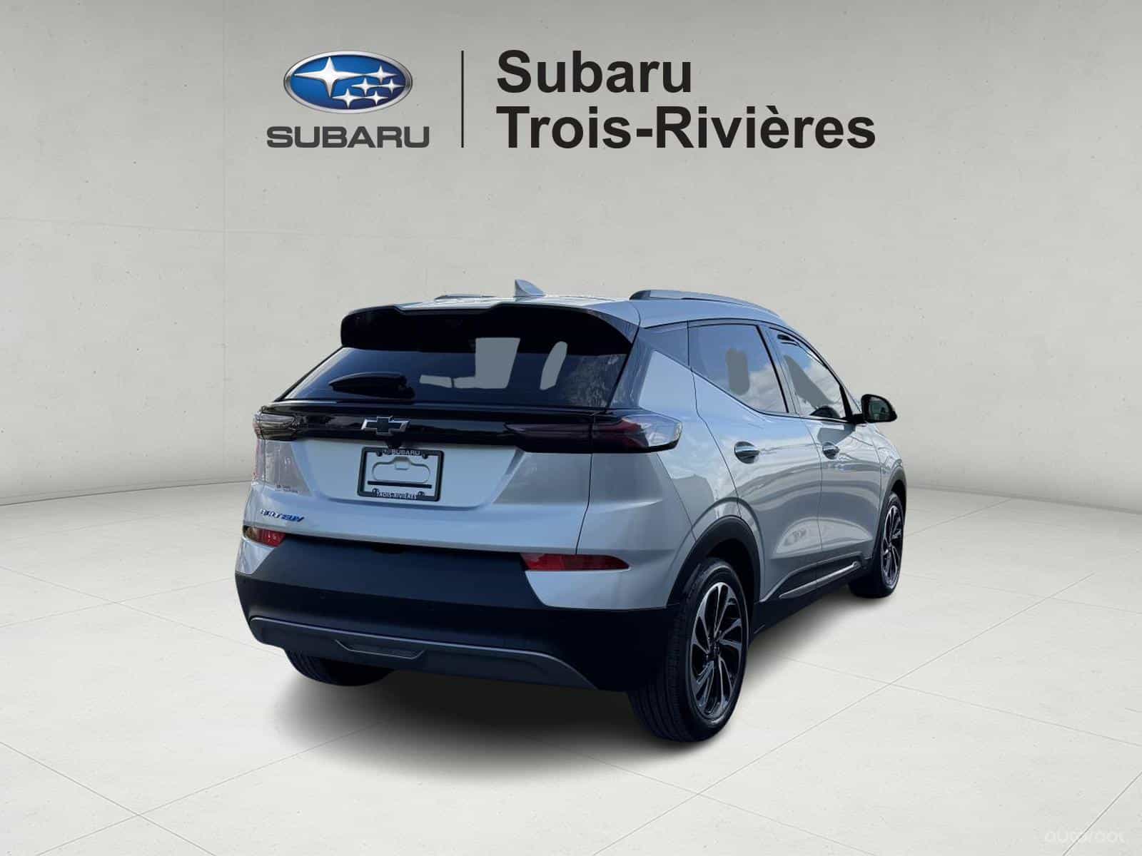 2023 Chevrolet Bolt EUV Premier - Image 8