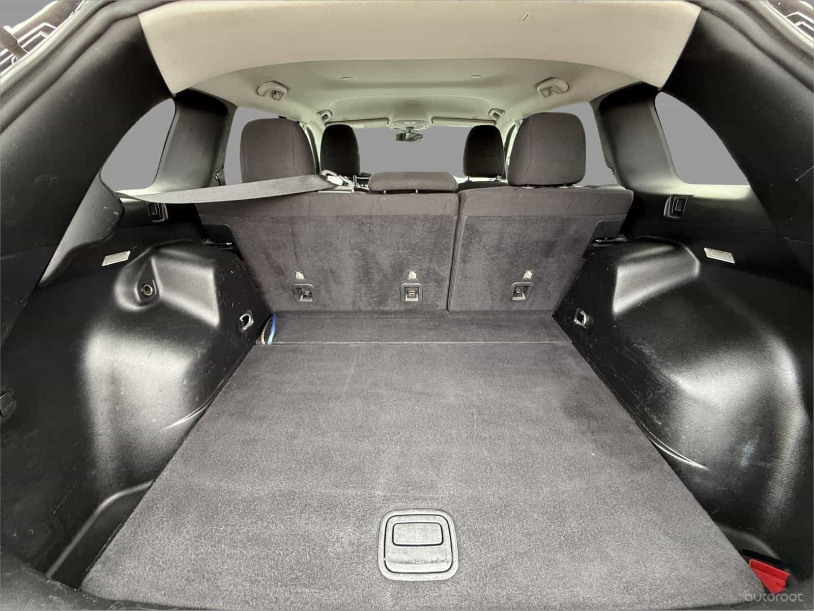 2019 Jeep Cherokee North - Image 7