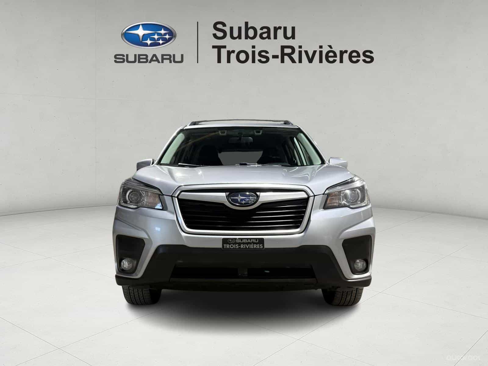 2019 Subaru Forester Touring - Image 2