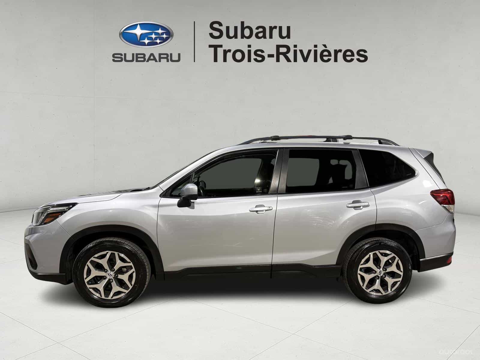 2019 Subaru Forester Touring - Image 4