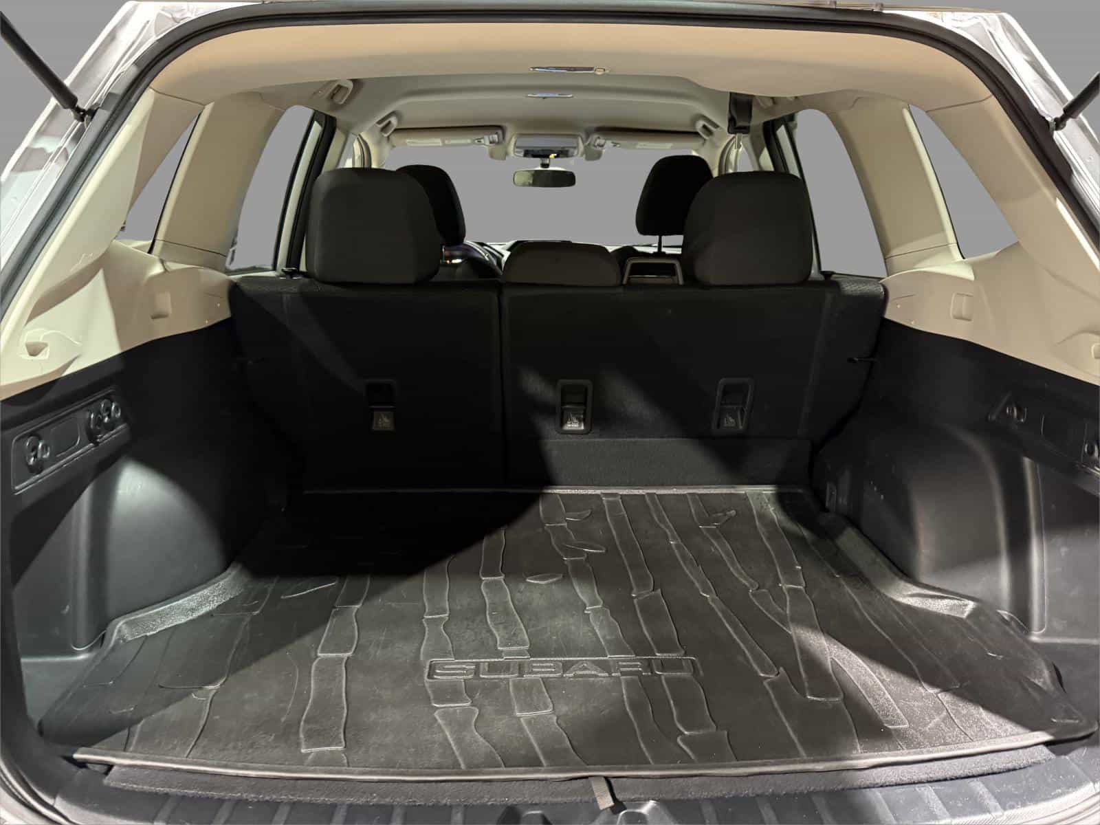 2019 Subaru Forester Touring - Image 7