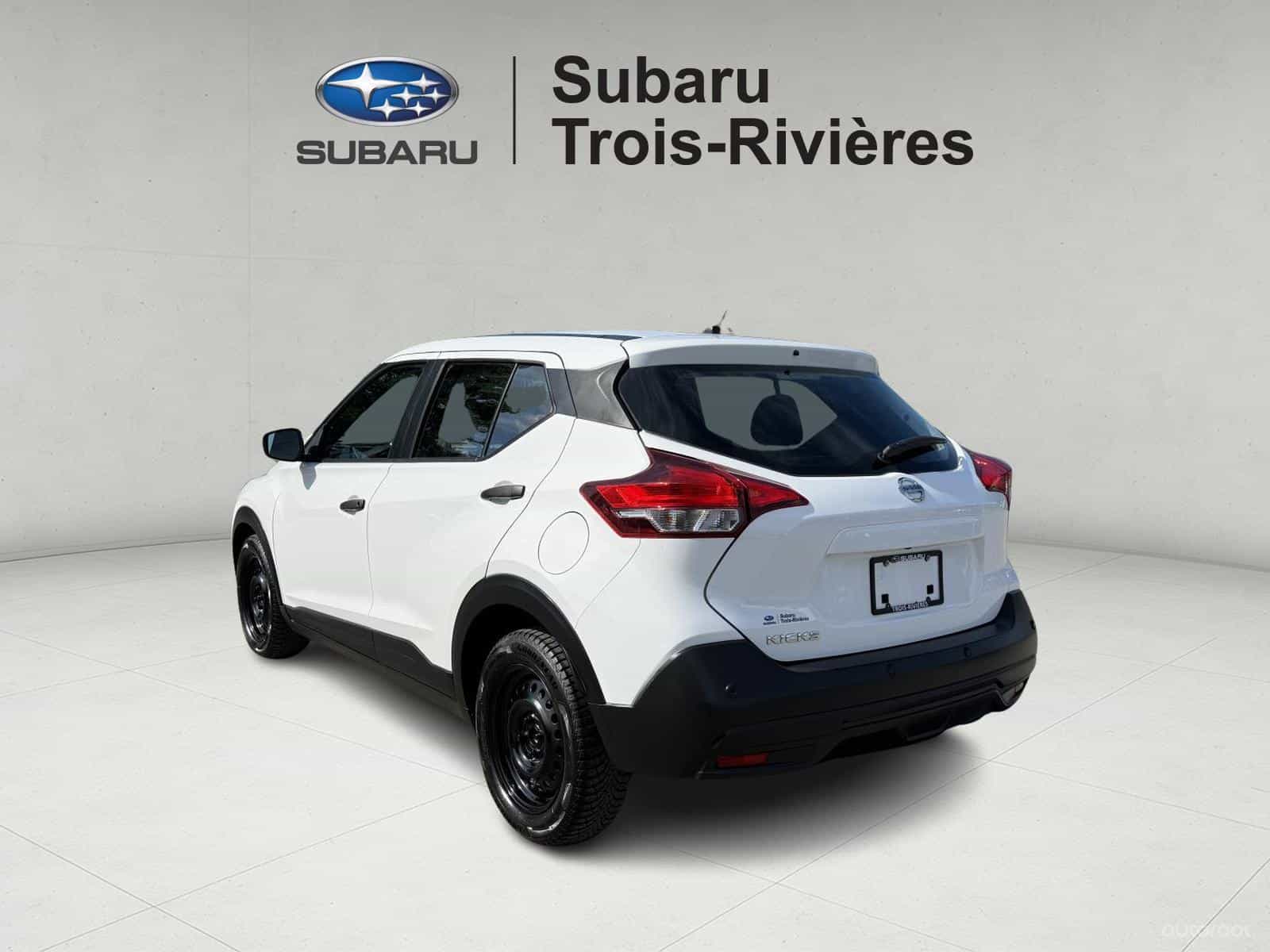 2020 Nissan Kicks S - Image 4