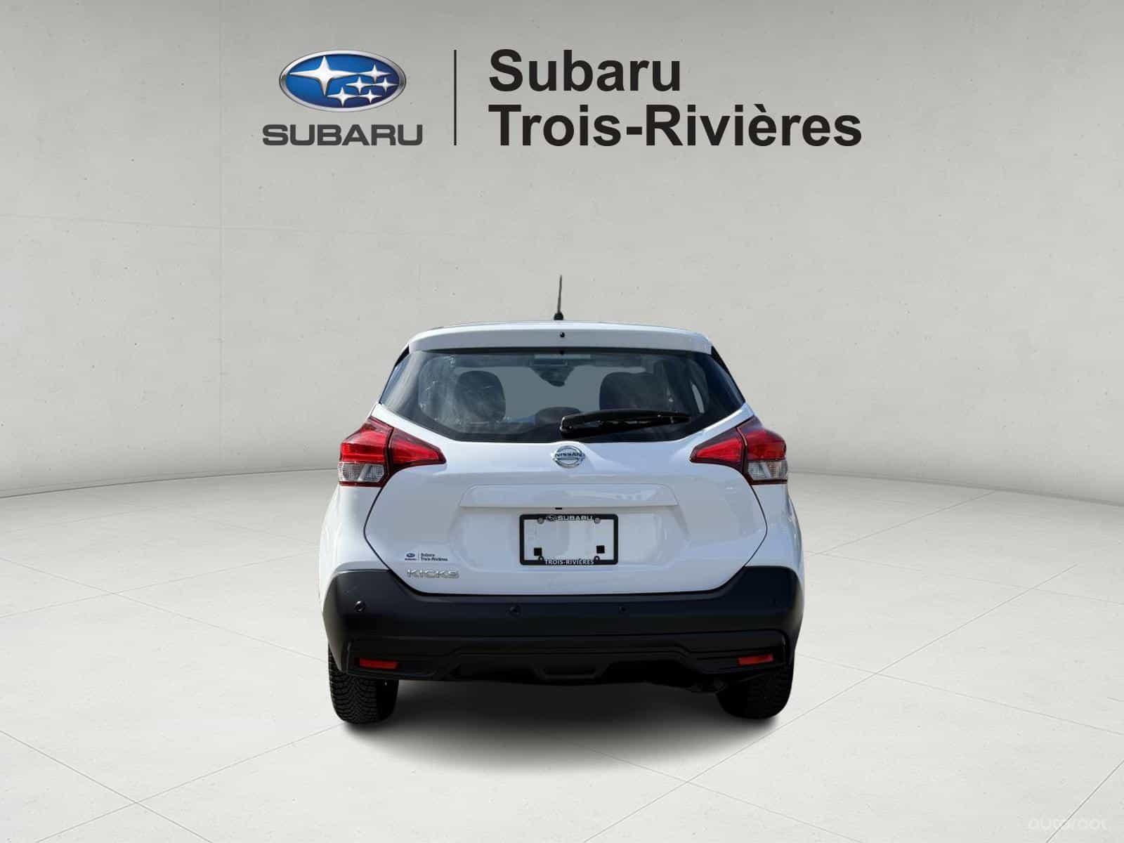 2020 Nissan Kicks S - Image 5