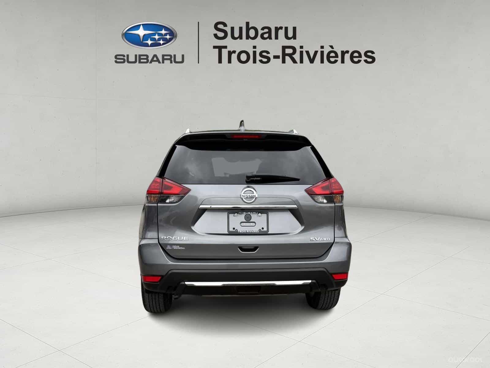 2017 Nissan Rogue SV - Image 7