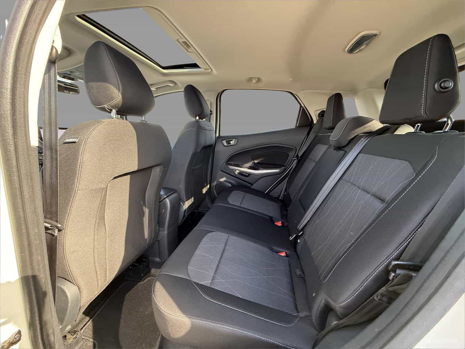 2020 Ford EcoSport SE - Image 24