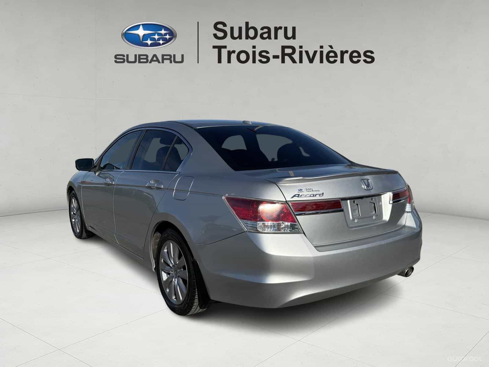 2012 Honda Accord EX-L - Image 4