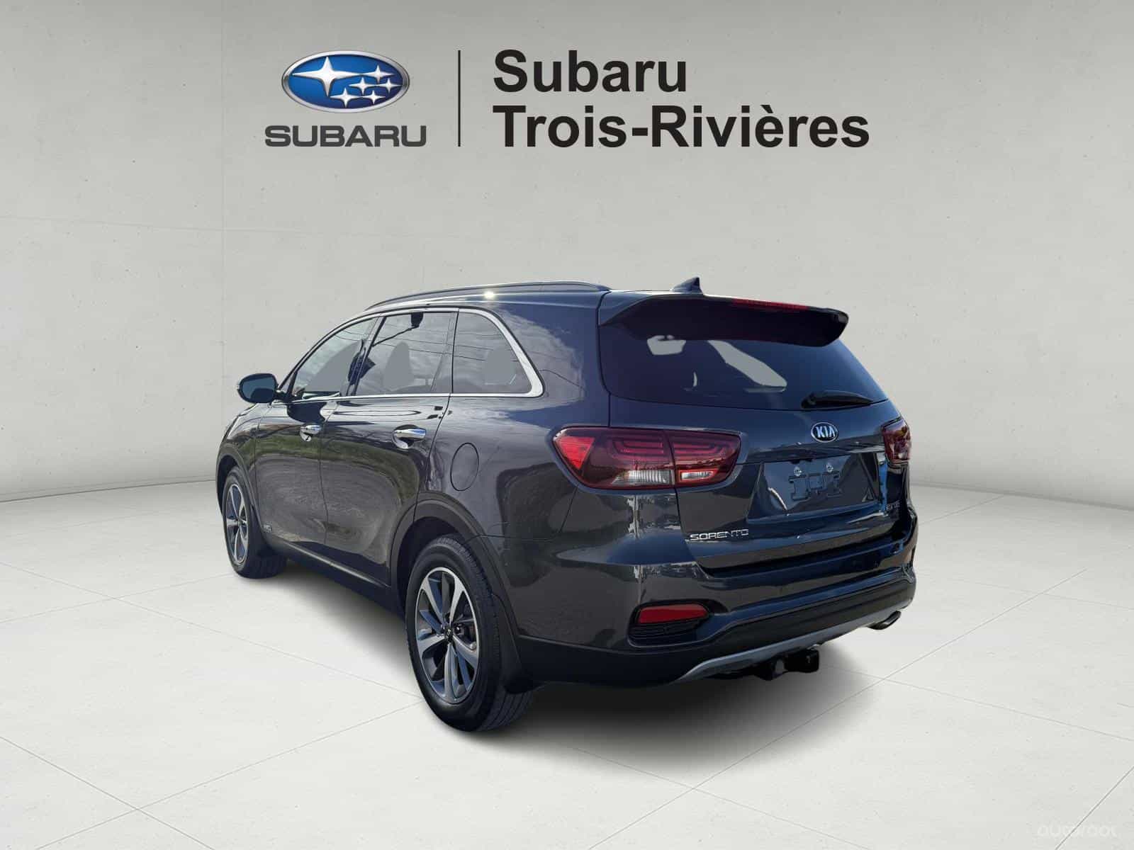 2019 Kia Sorento EX - Image 4