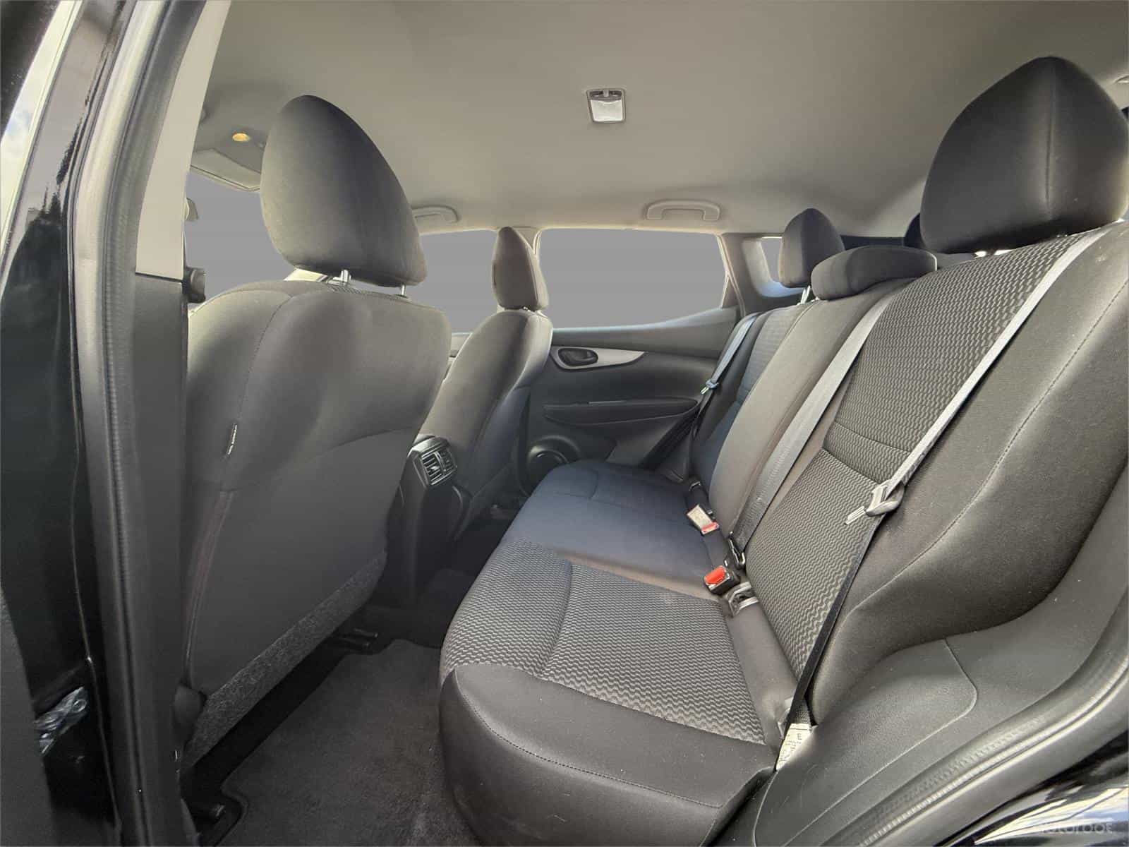 Image 23 Nissan Qashqai S 2019