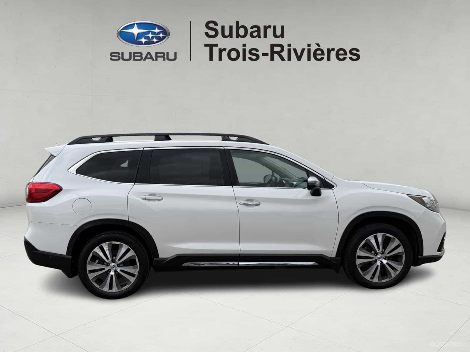 2019 Subaru Ascent Premier - Image 9