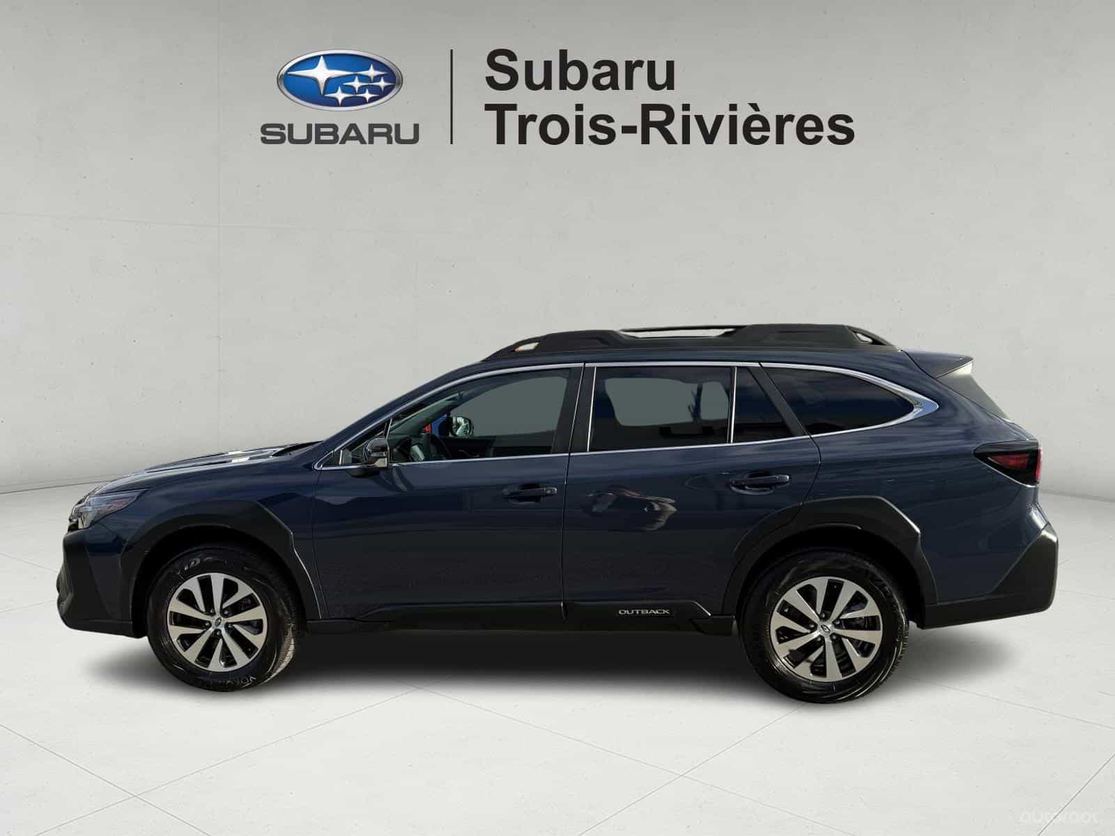 2025 Subaru Outback Touring - Image 3
