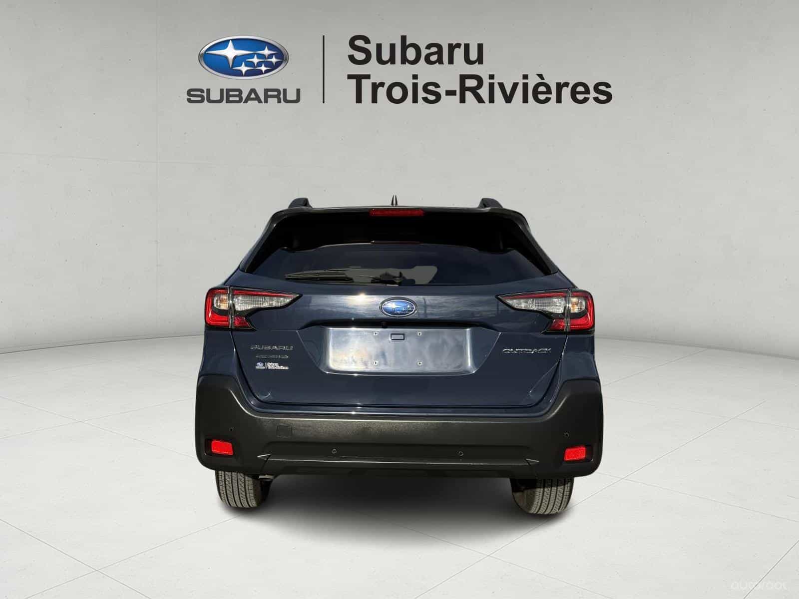 2025 Subaru Outback Touring - Image 5
