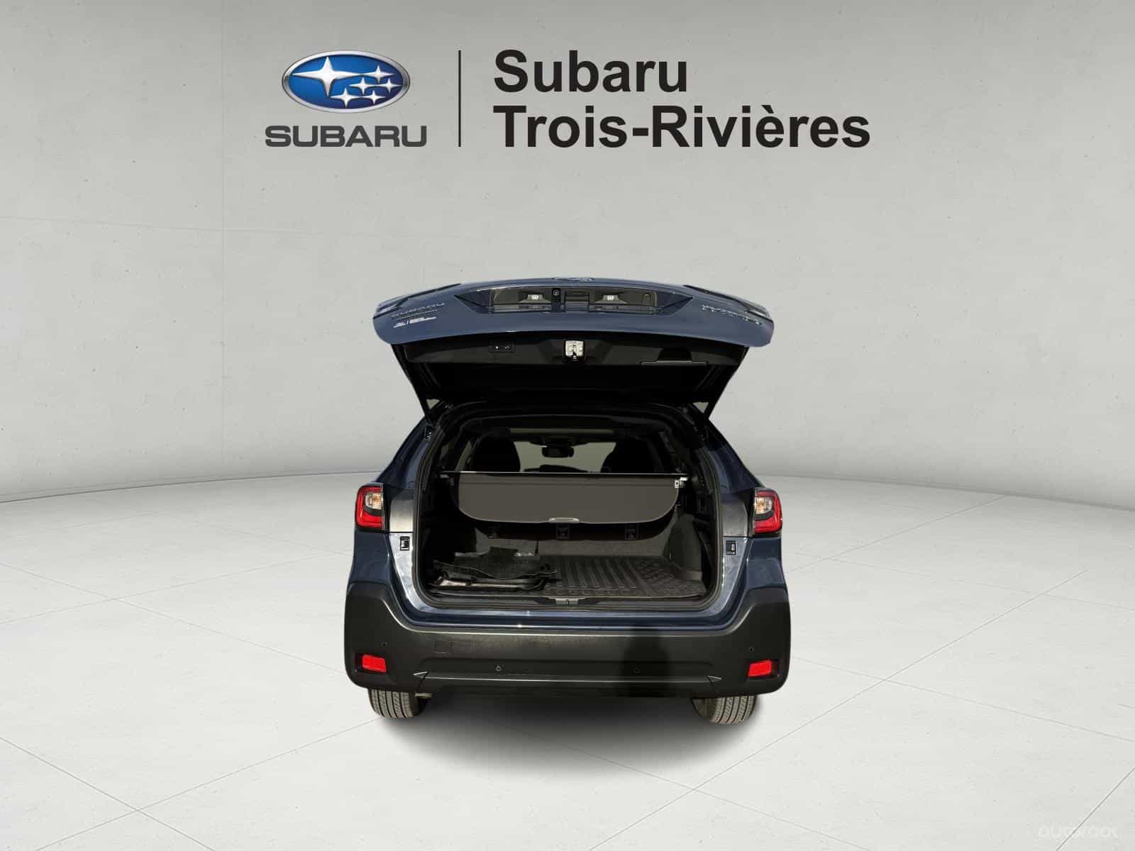 2025 Subaru Outback Touring - Image 6