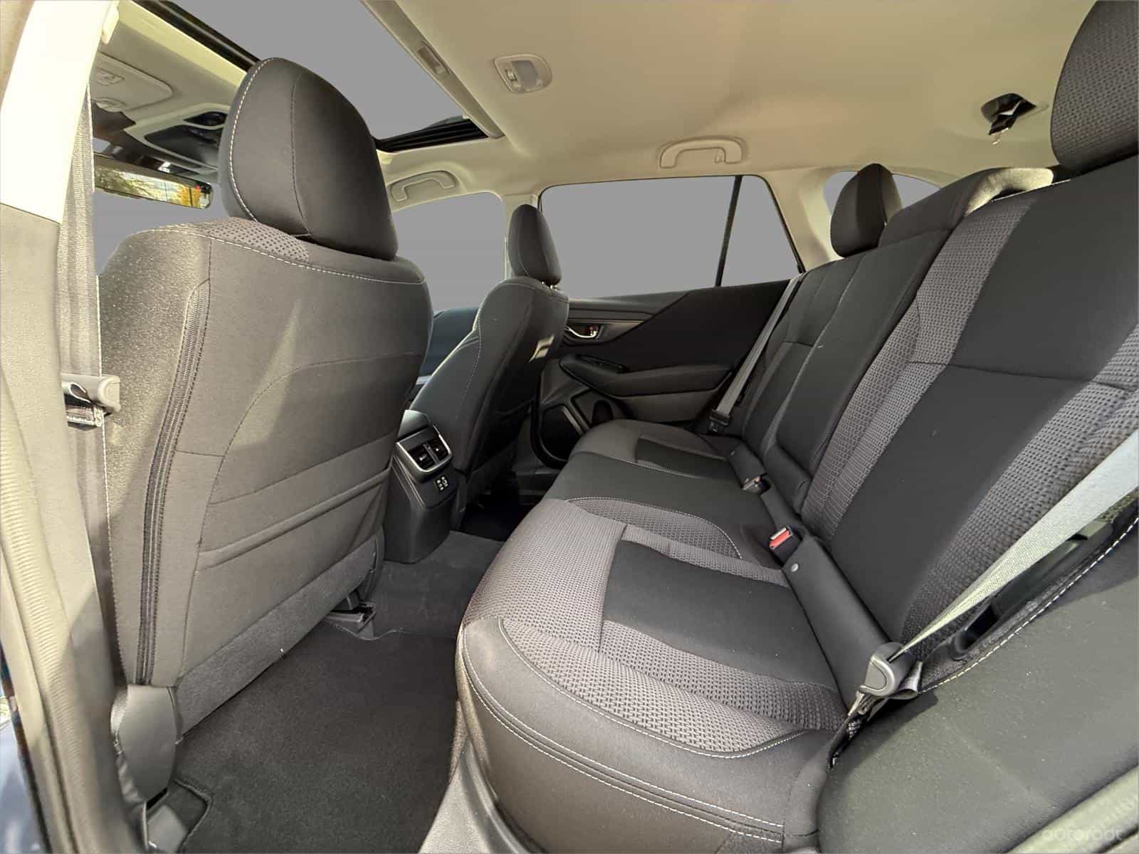 2025 Subaru Outback Touring - Image 23
