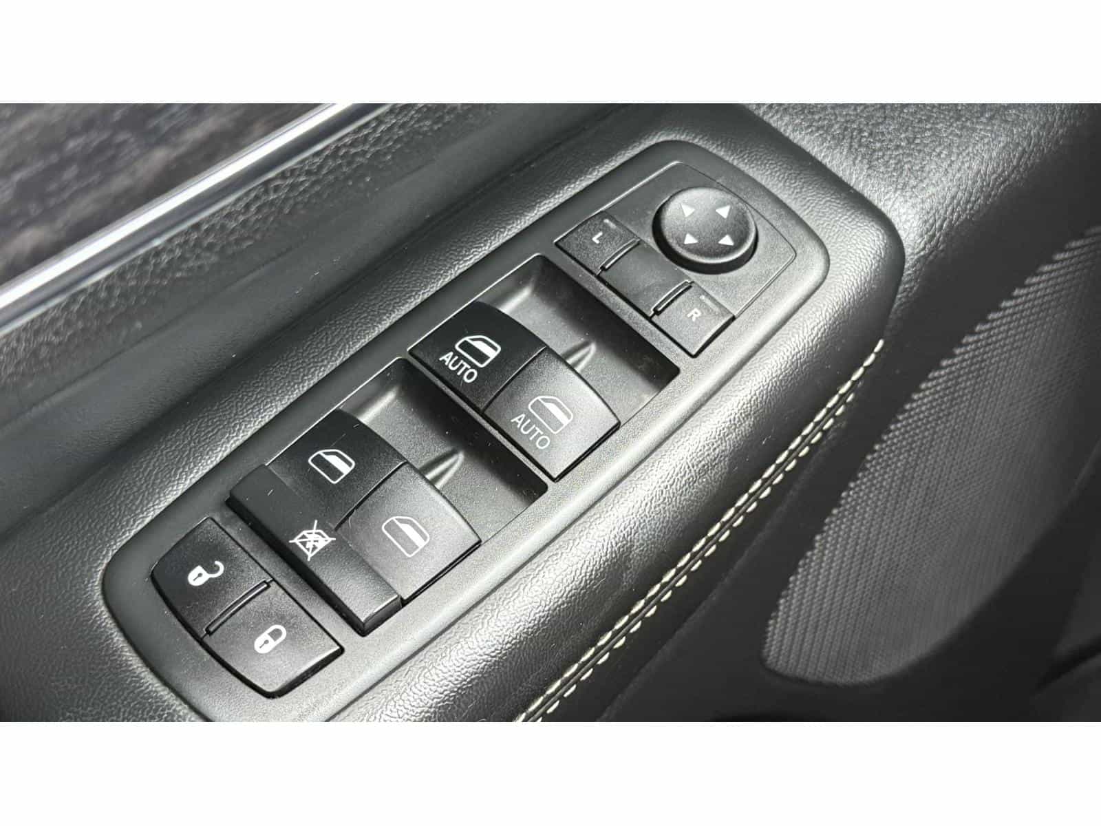 Image 13 Jeep Grand Cherokee Limited 2014