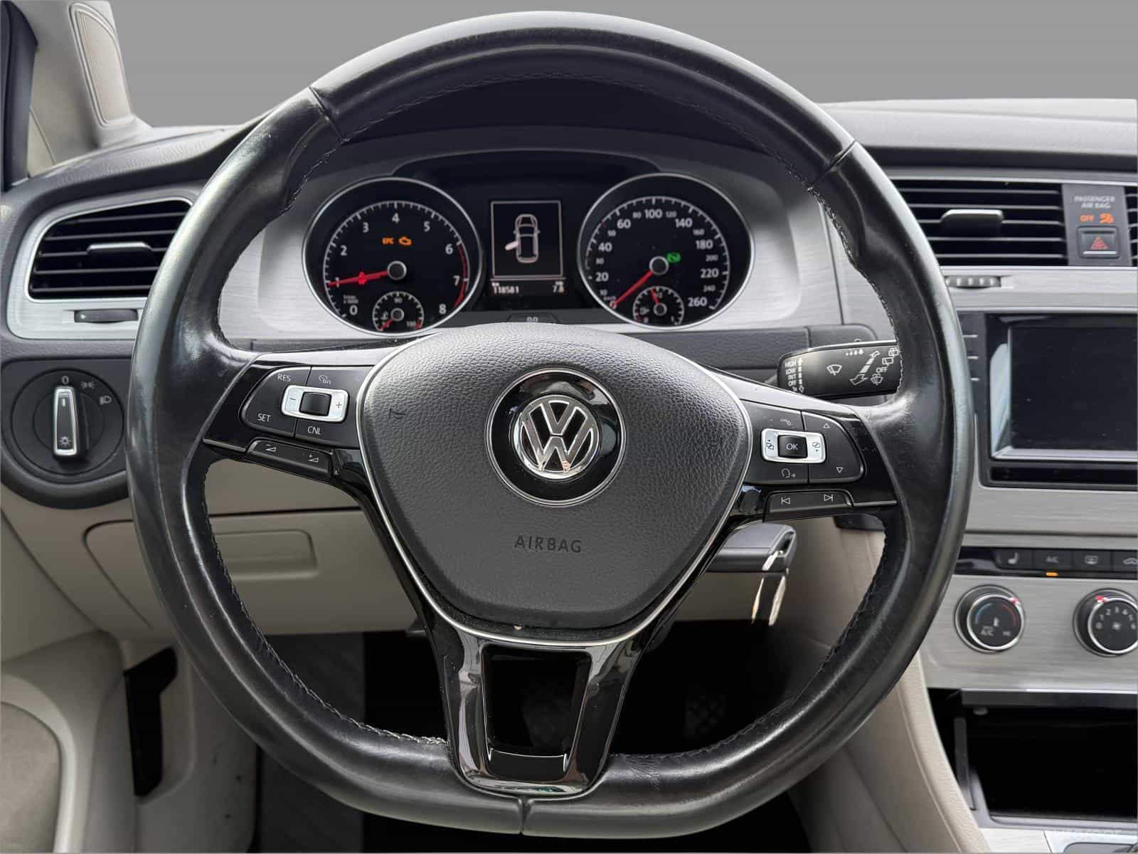 Image 16 Volkswagen Golf Comfortline 2015
