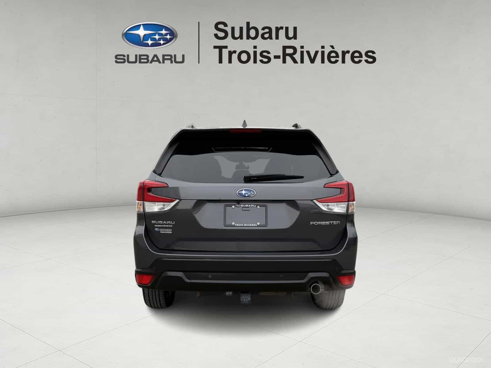 2022 Subaru Forester 2.5i Limited - Image 5