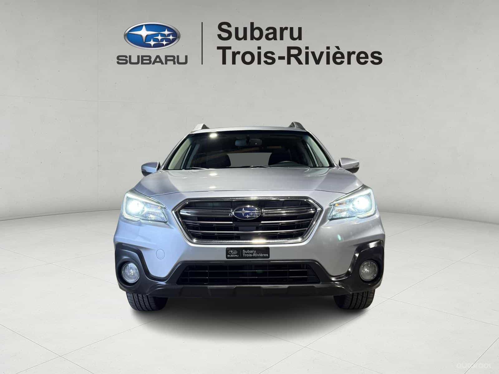 2019 Subaru Outback 2.5i Limited - Image 2