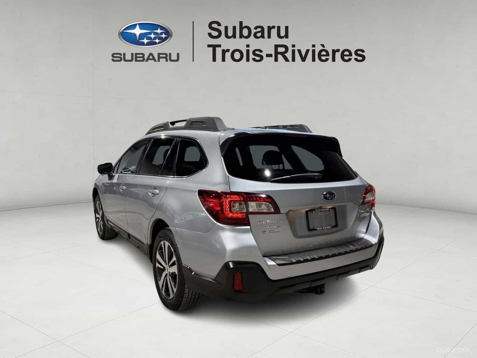 2019 Subaru Outback 2.5i Limited - Image 4
