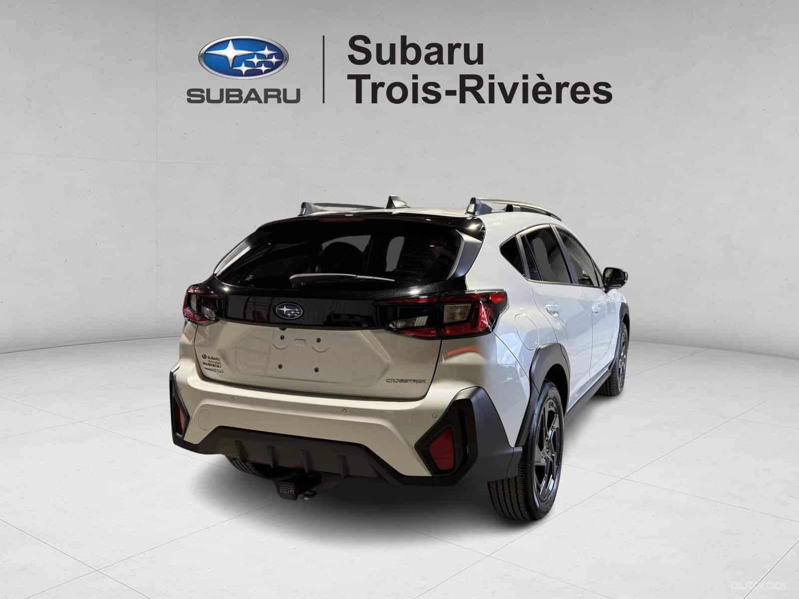 2024 Subaru Crosstrek Onyx - Image 8