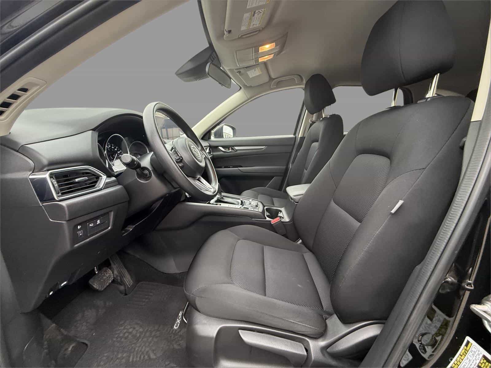 2022 Mazda CX-5 GX - Image 11