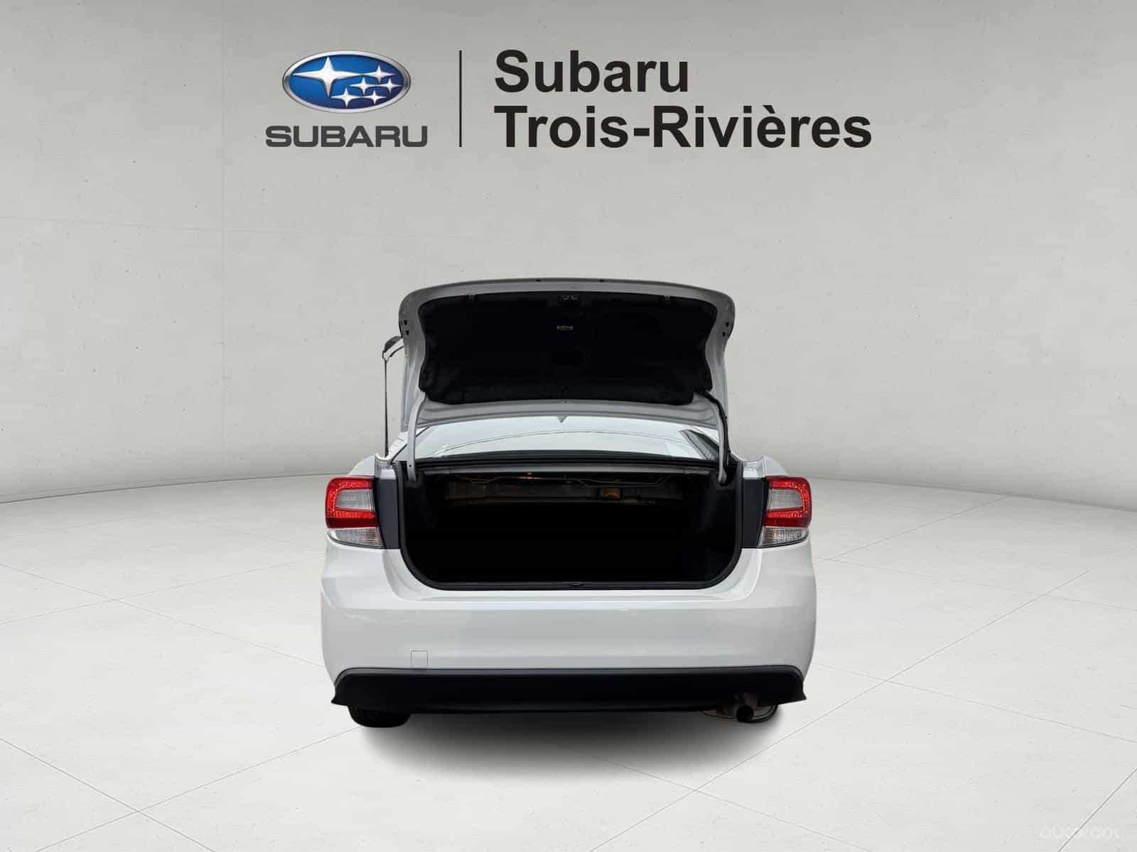 2022 Subaru Impreza Touring w/Eye - Image 7