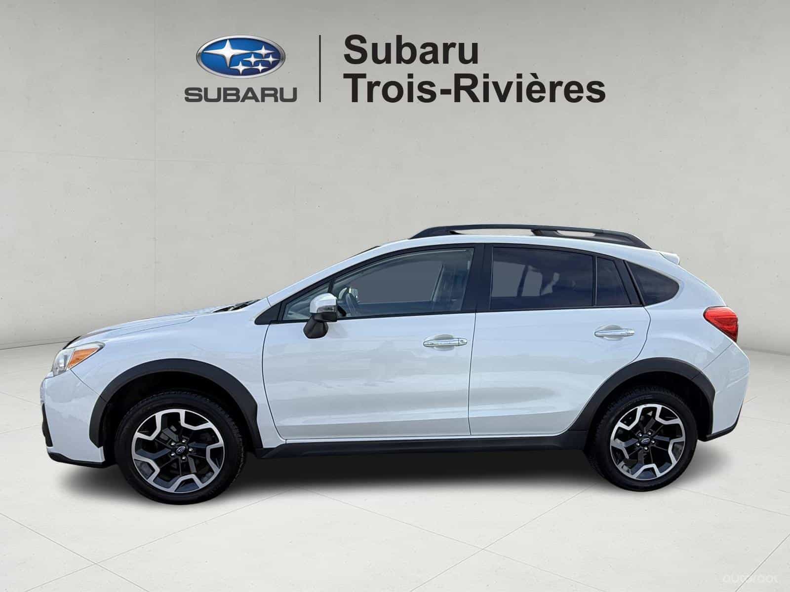 2017 Subaru Crosstrek Limited w/Tech Pkg - Image 3