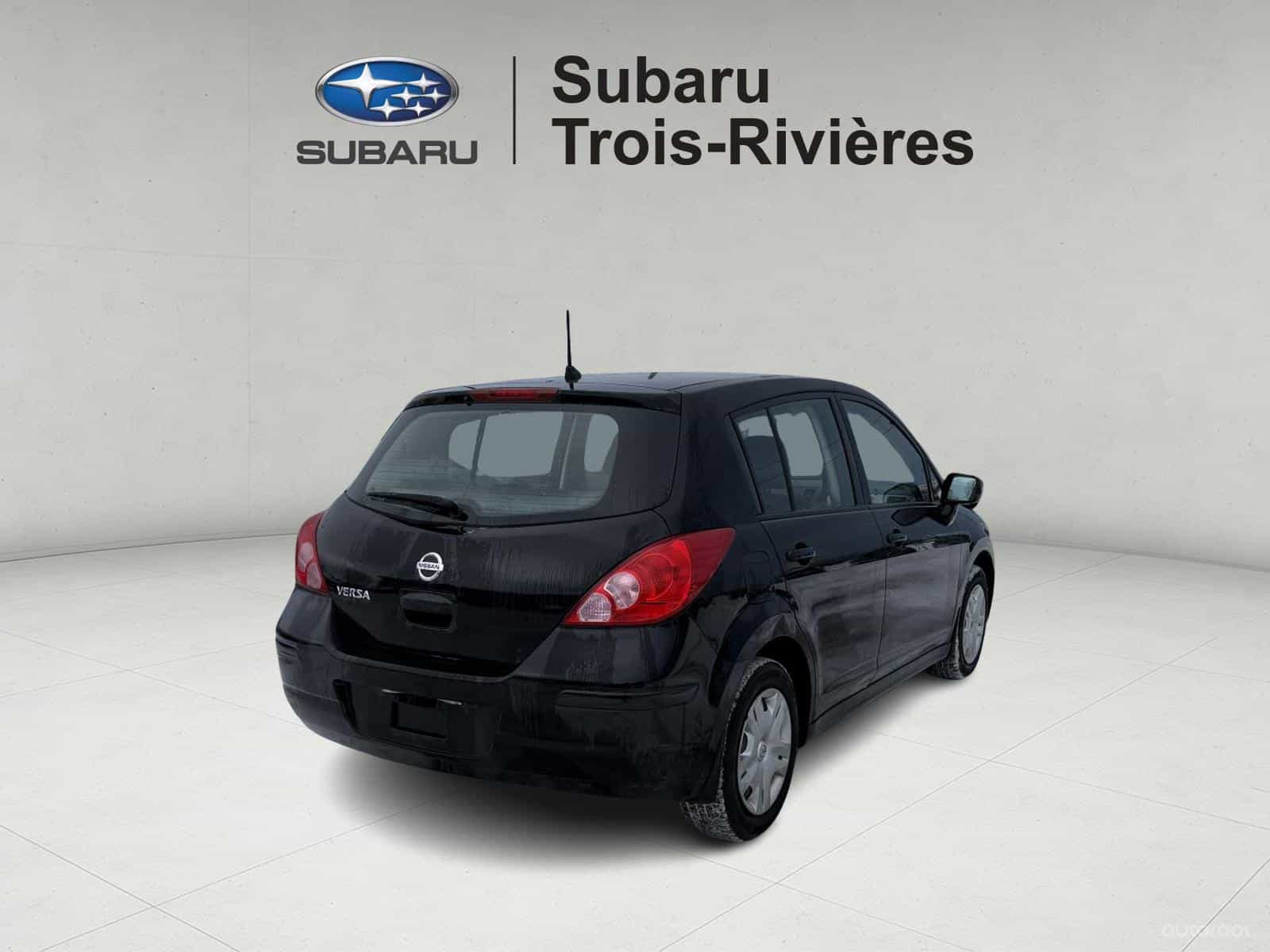 2011 Nissan Versa 1.8 S - Image 6