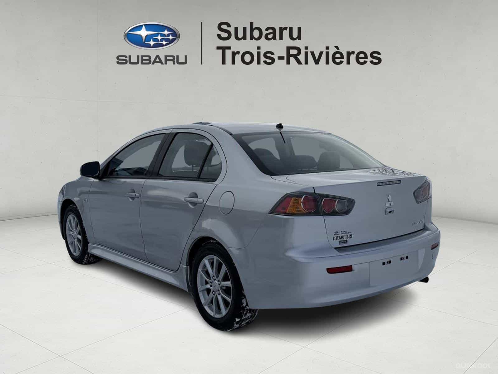 2017 Mitsubishi Lancer ES - Image 4