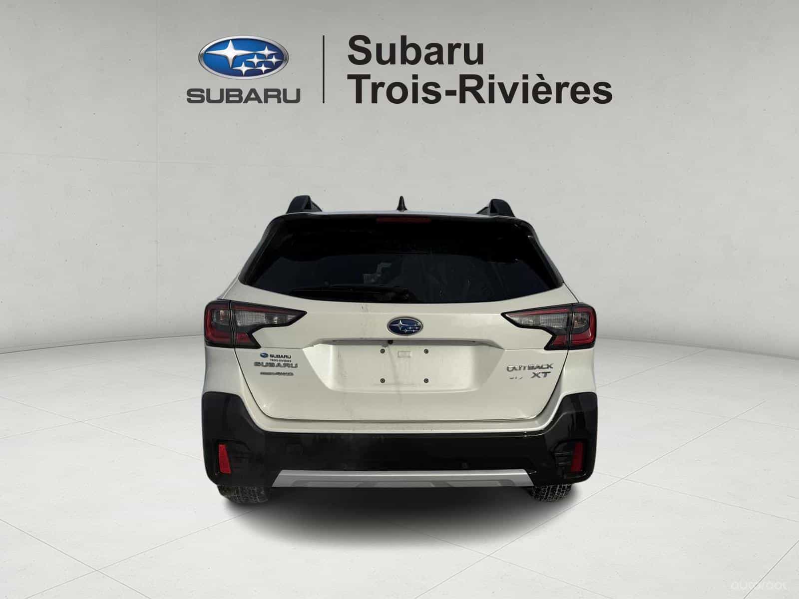 2022 Subaru Outback Limited XT - Image 5