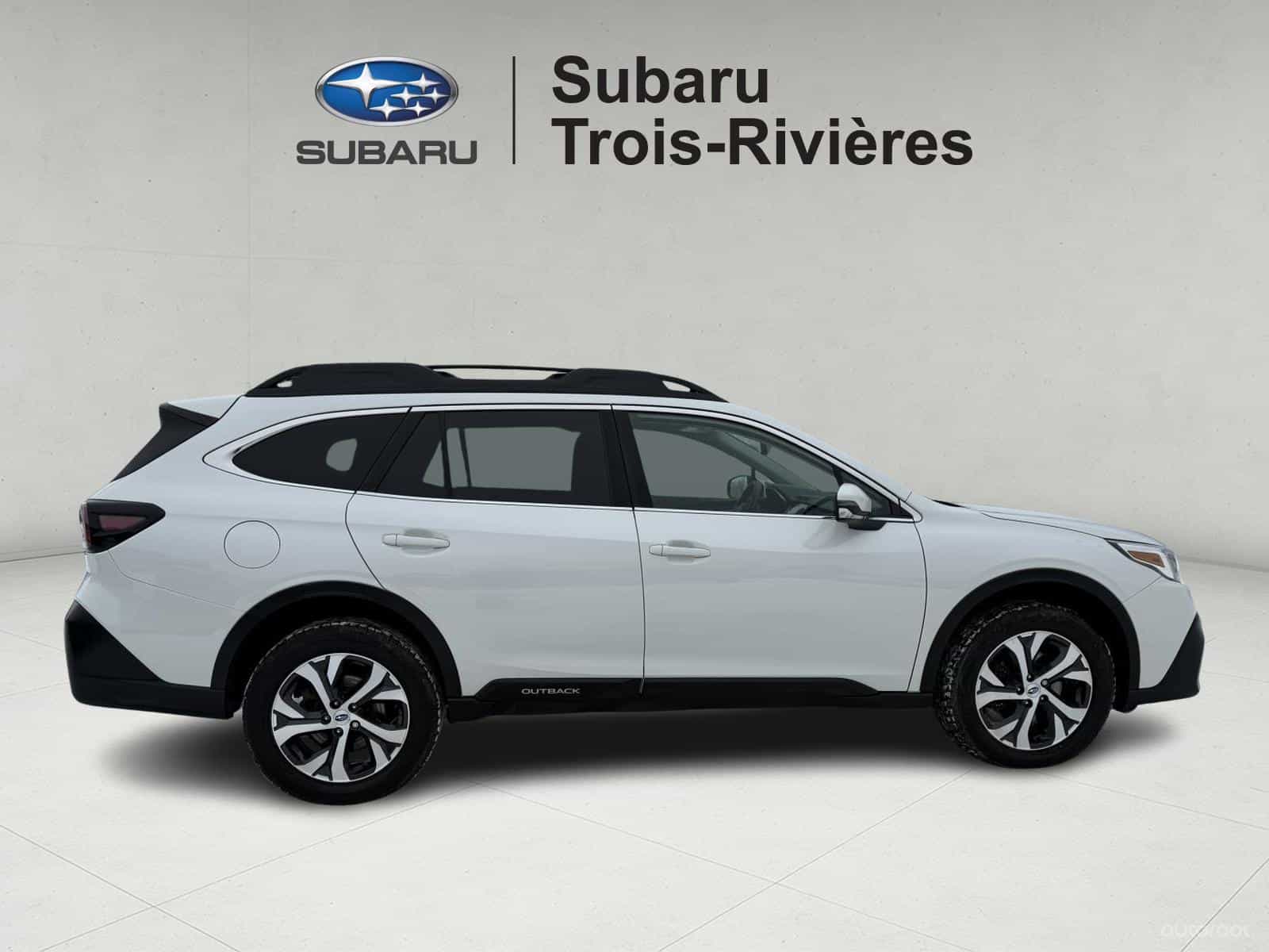 2022 Subaru Outback Limited XT - Image 9