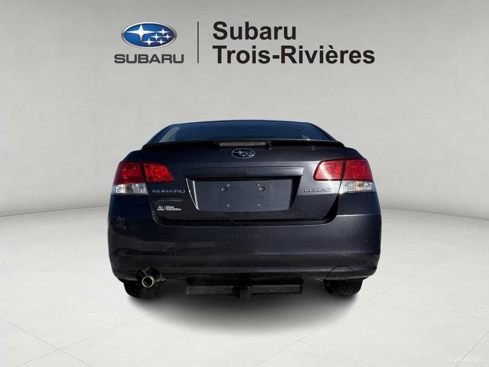 2012 Subaru Legacy 2.5i Touring - Image 9