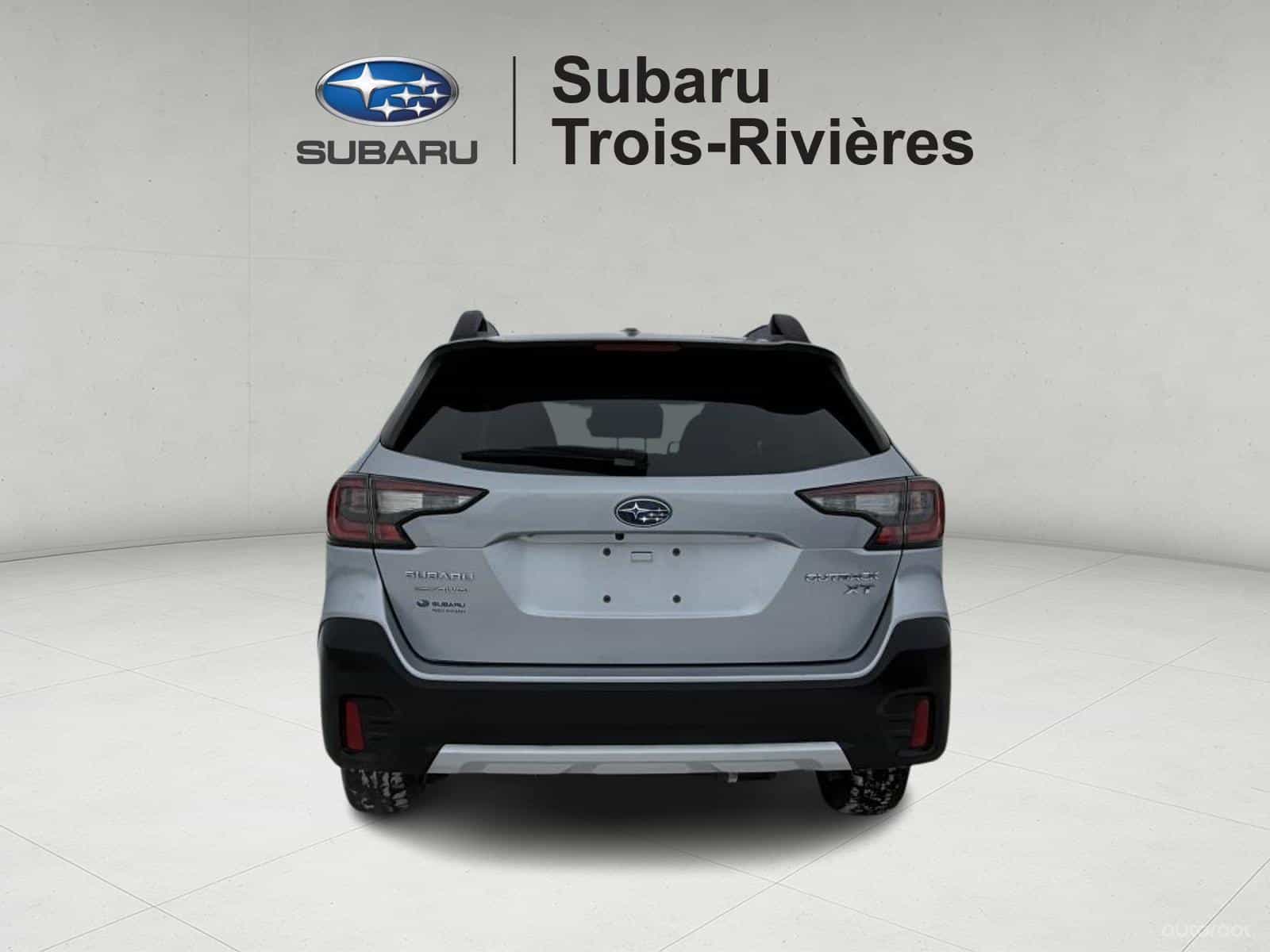 2022 Subaru Outback Limited XT - Image 5