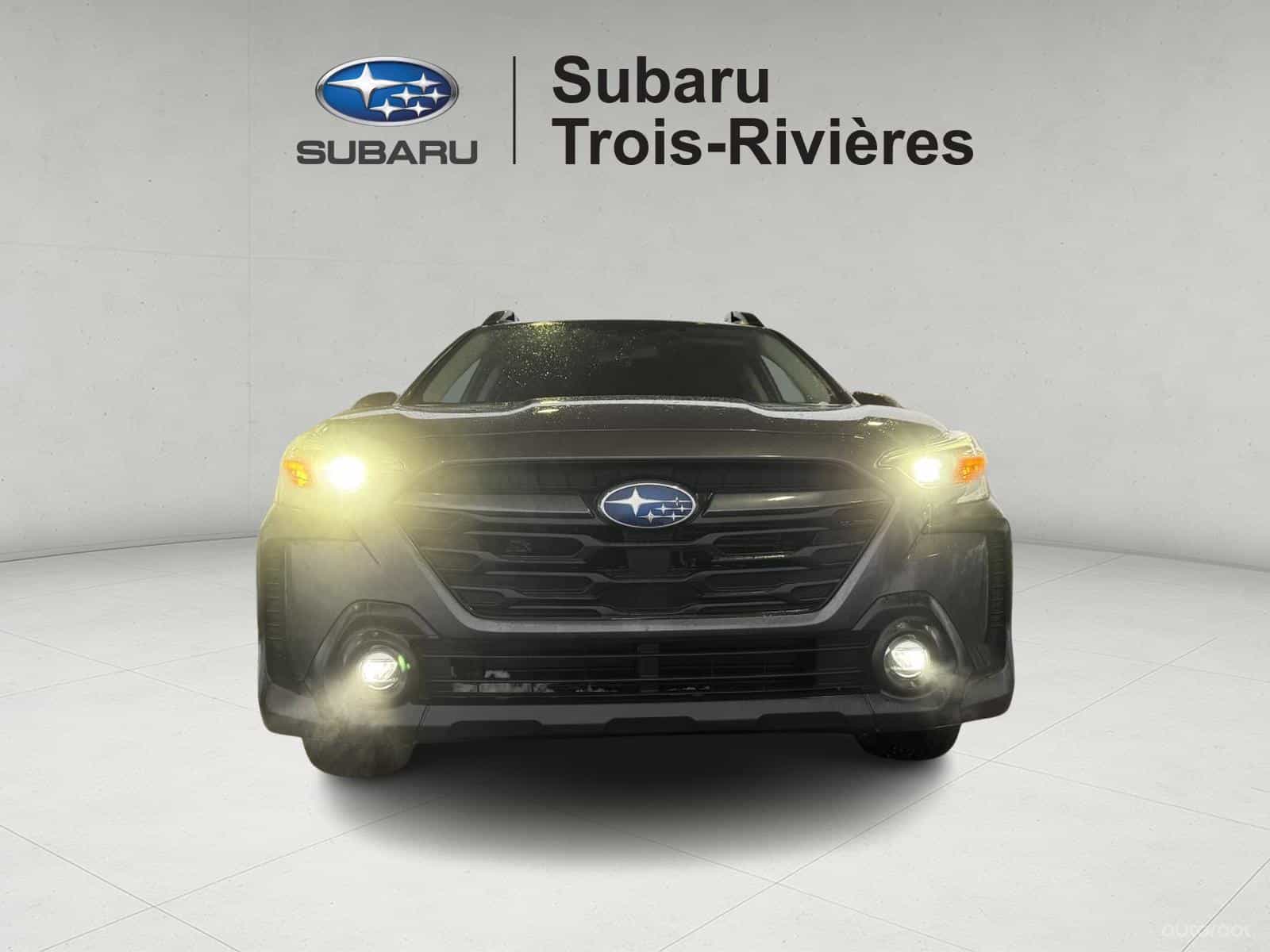 2023 Subaru Outback Convenience - Image 2