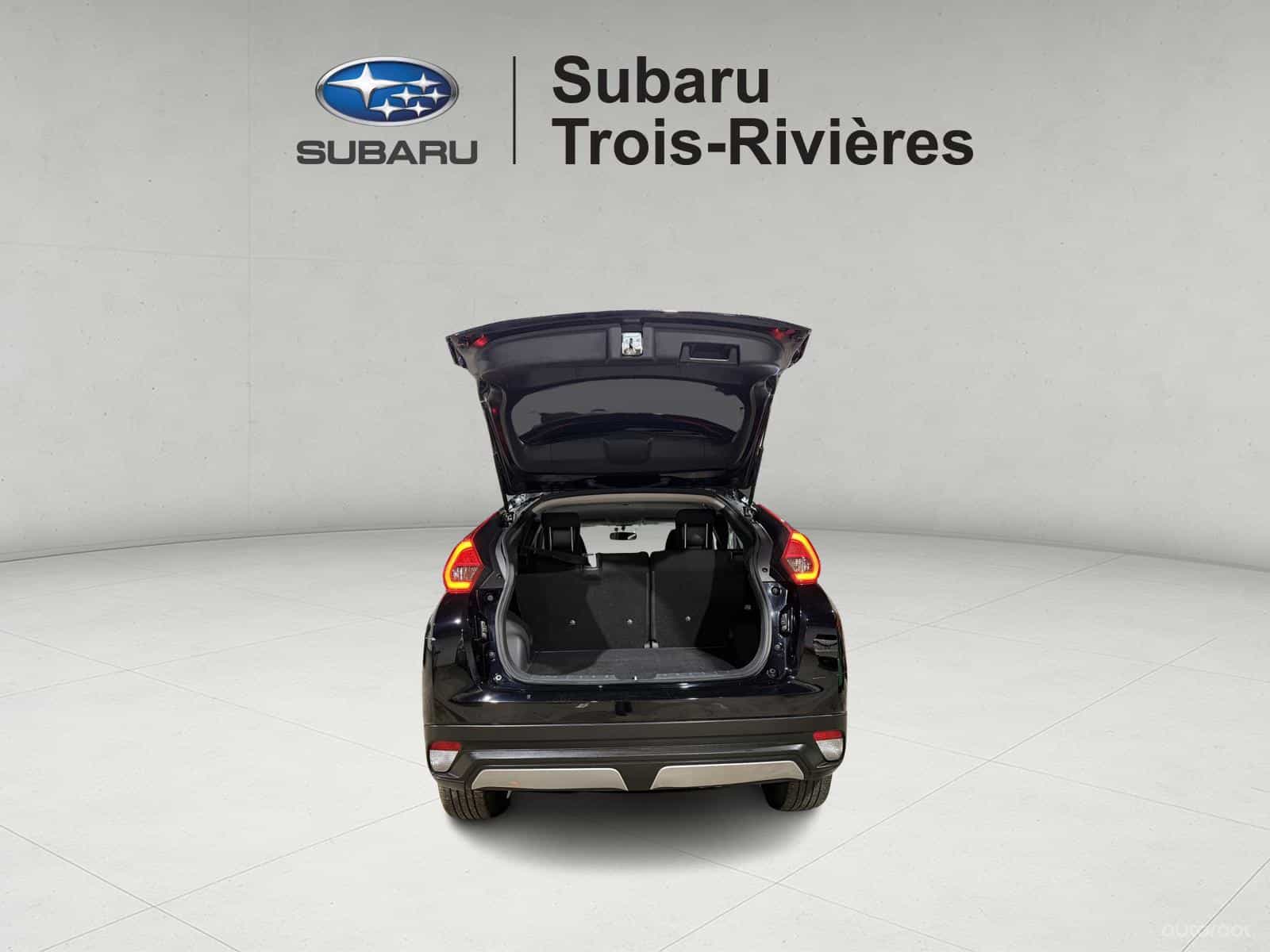 2020 Mitsubishi Eclipse Cross ES - Image 10