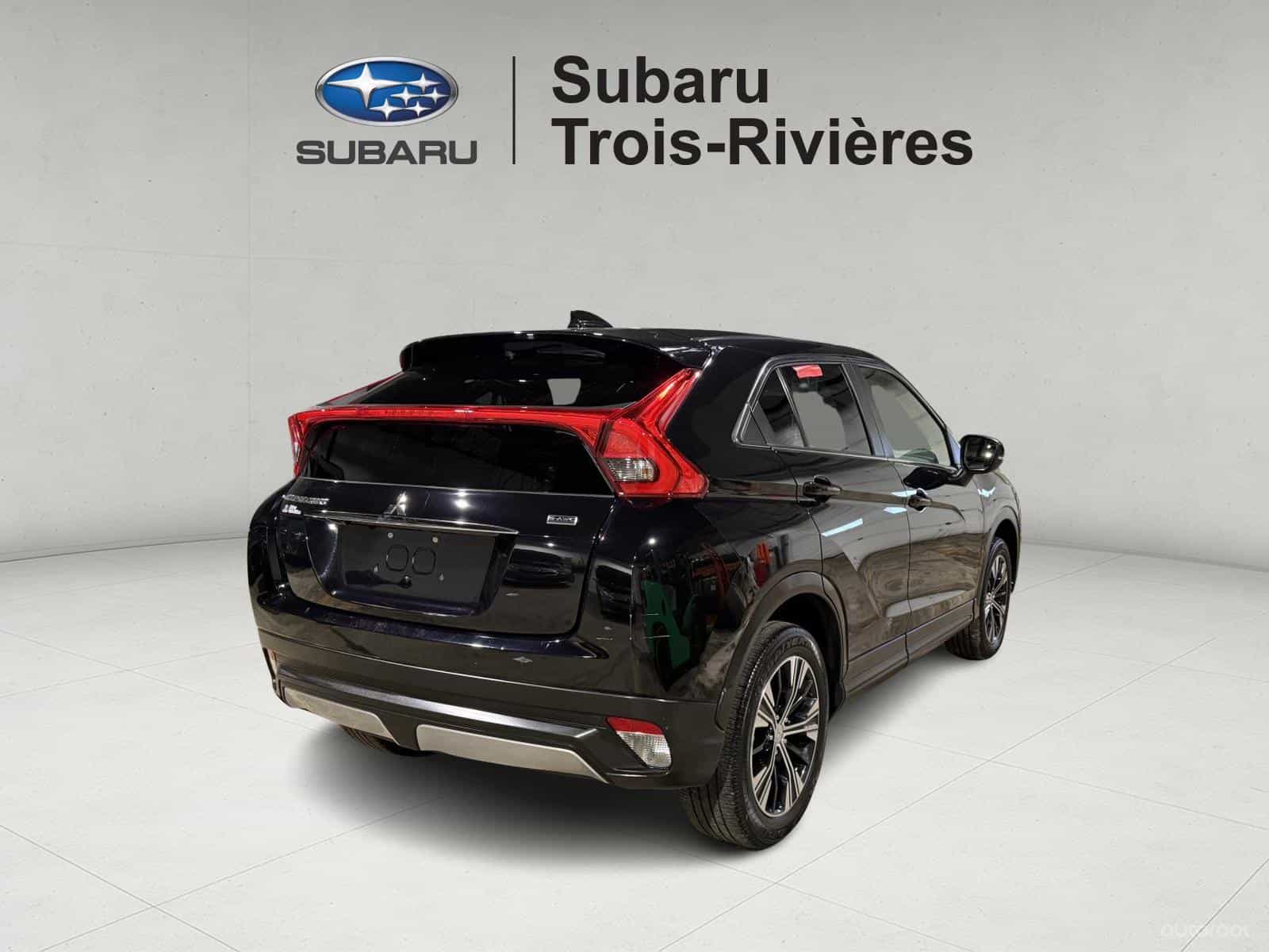 2020 Mitsubishi Eclipse Cross ES - Image 11